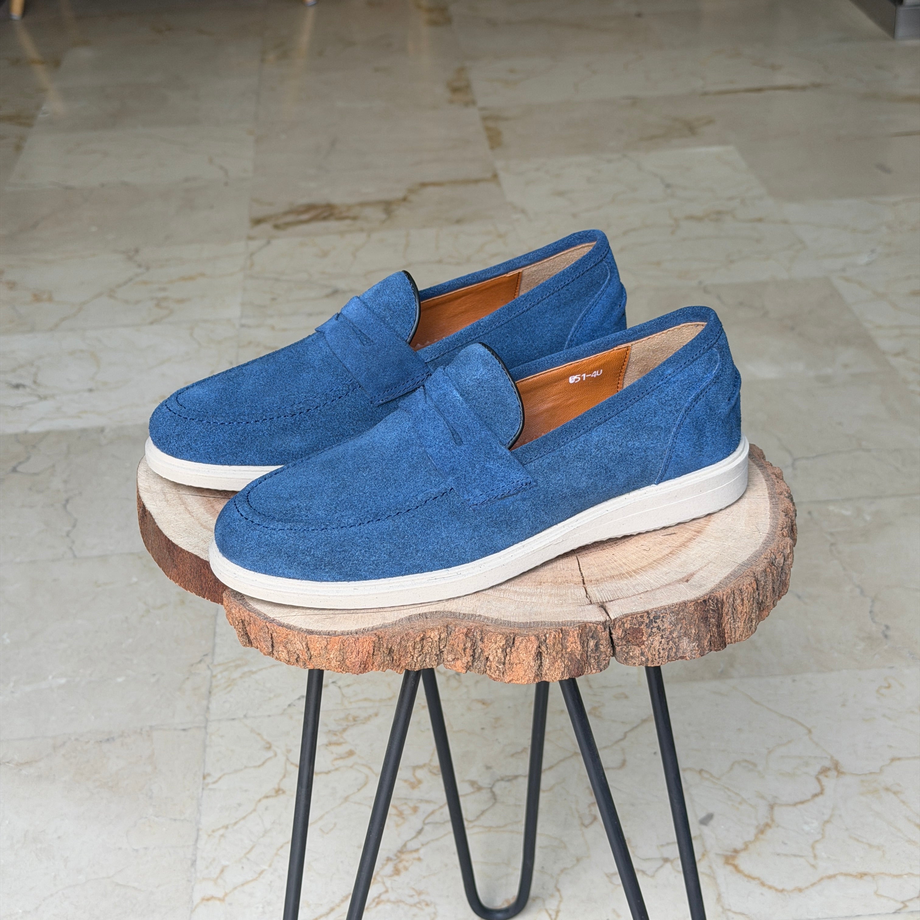 MOCASSIN EN DAIM BERLIN 051 BLEU CIEL - Shopilo Shoes