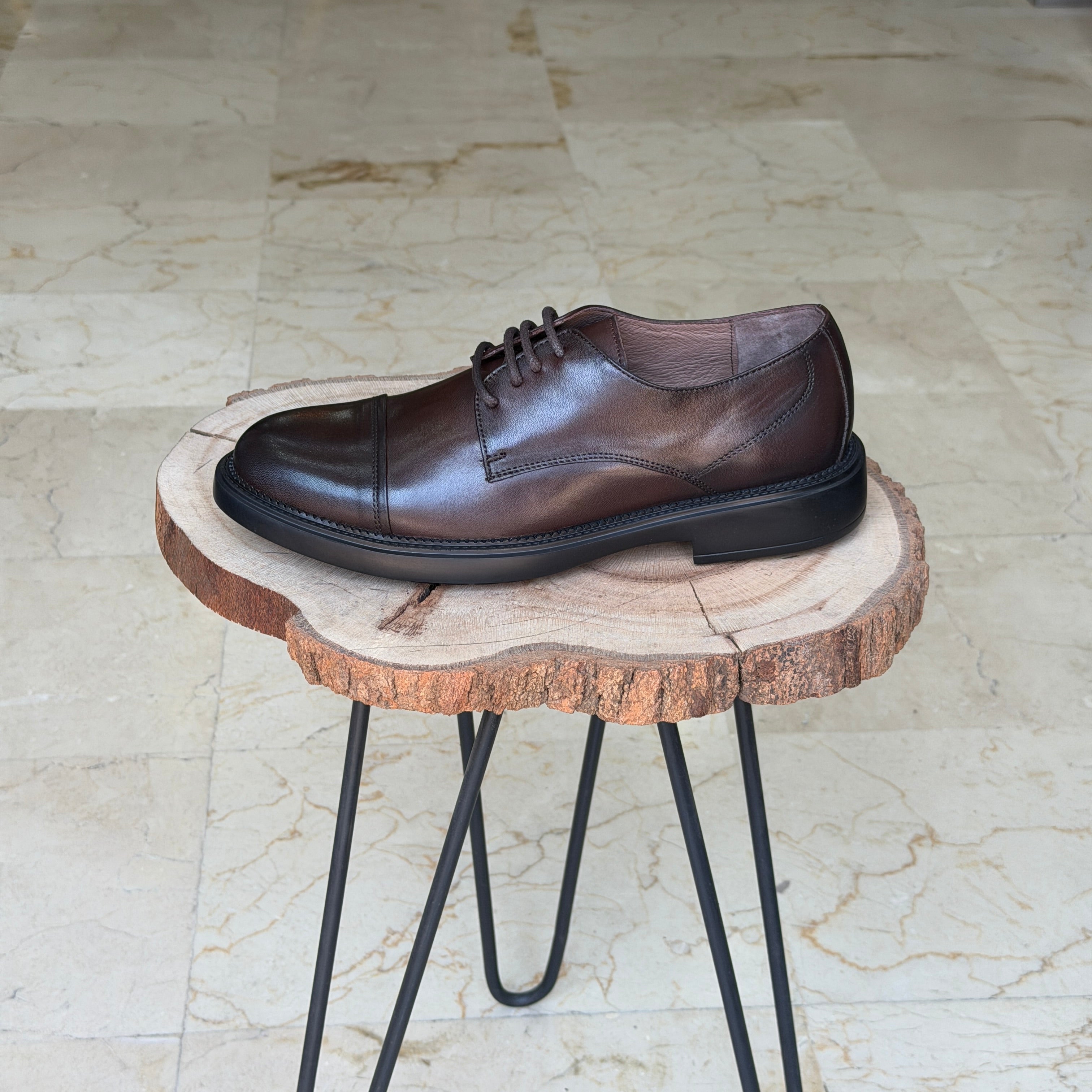 CHAUSSURES EN CUIR VÈRITABLES 041 marron