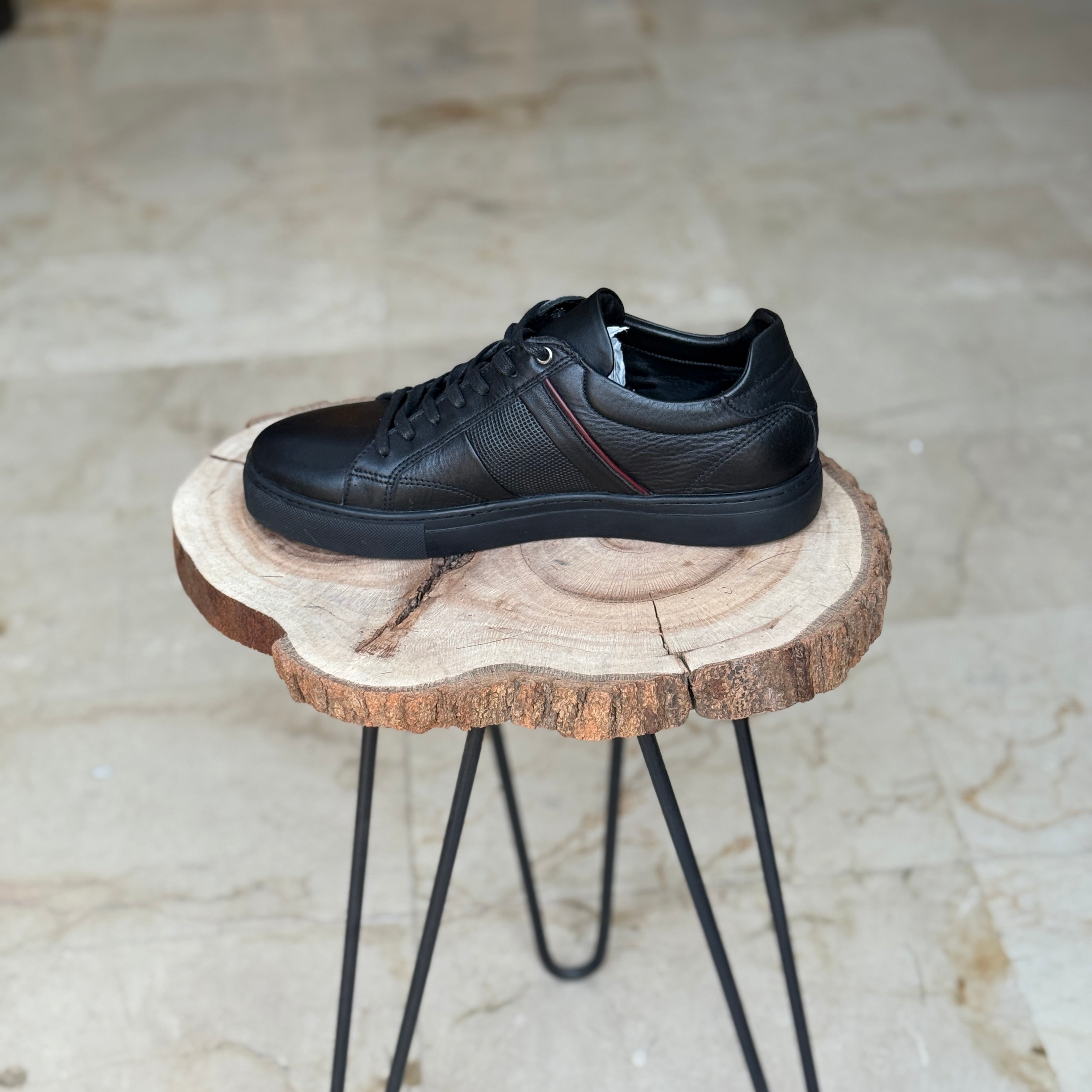 BASKET EN CUIR 718 NOIR