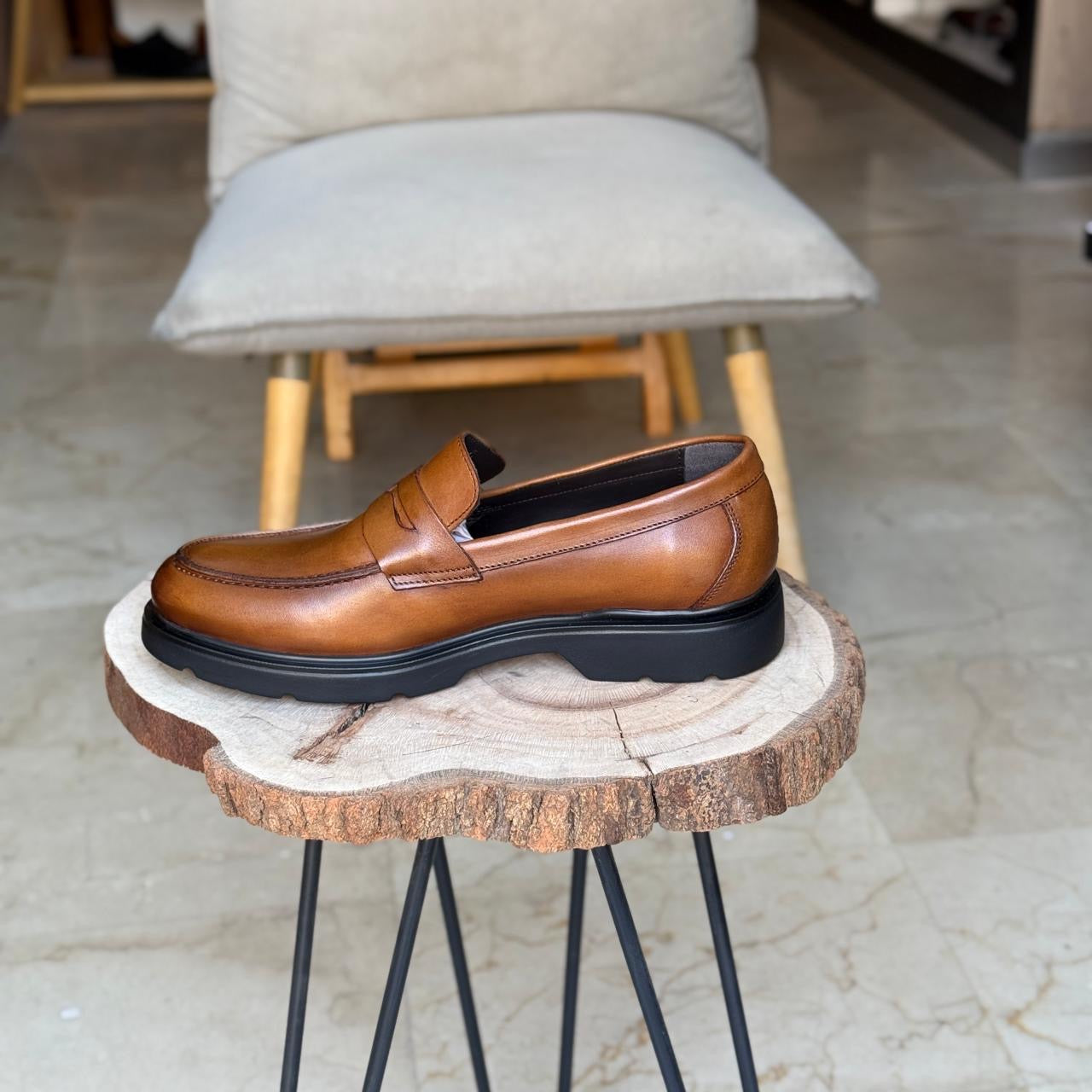 CHAUSSURES EN CUIR VÈRITABLES 109 TABA