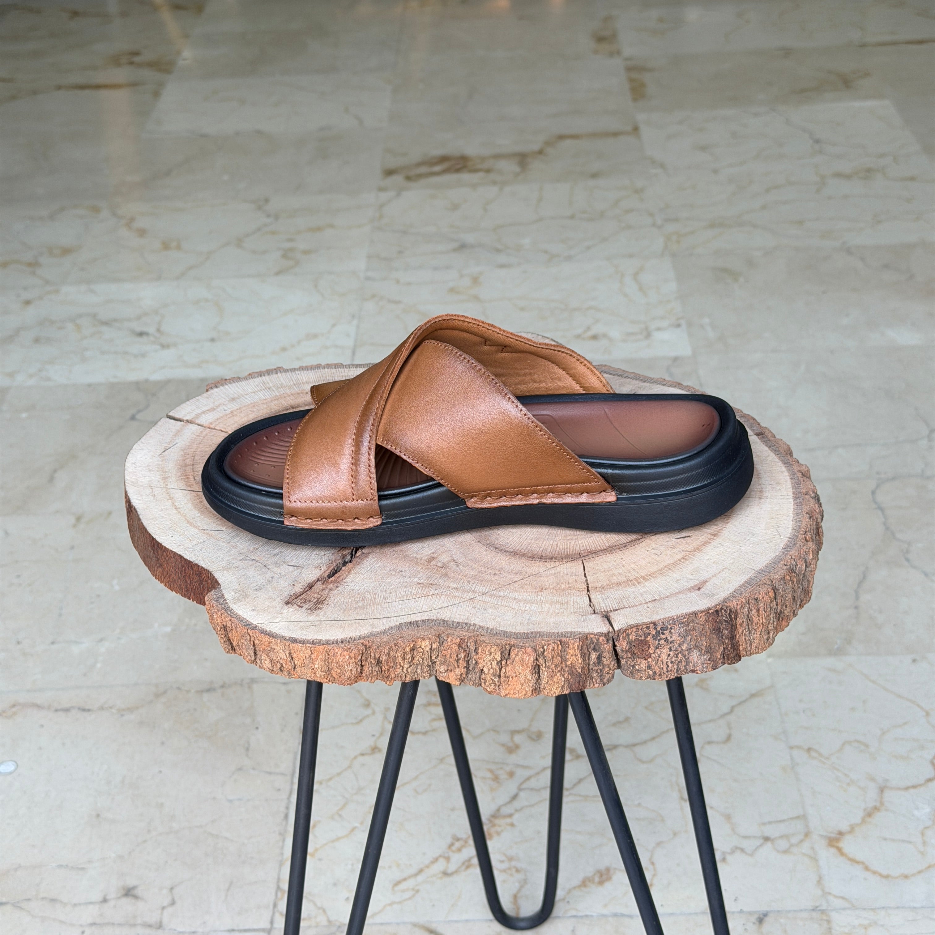 SANDALE EN CUIR Ergonomic Arch S47 TABA