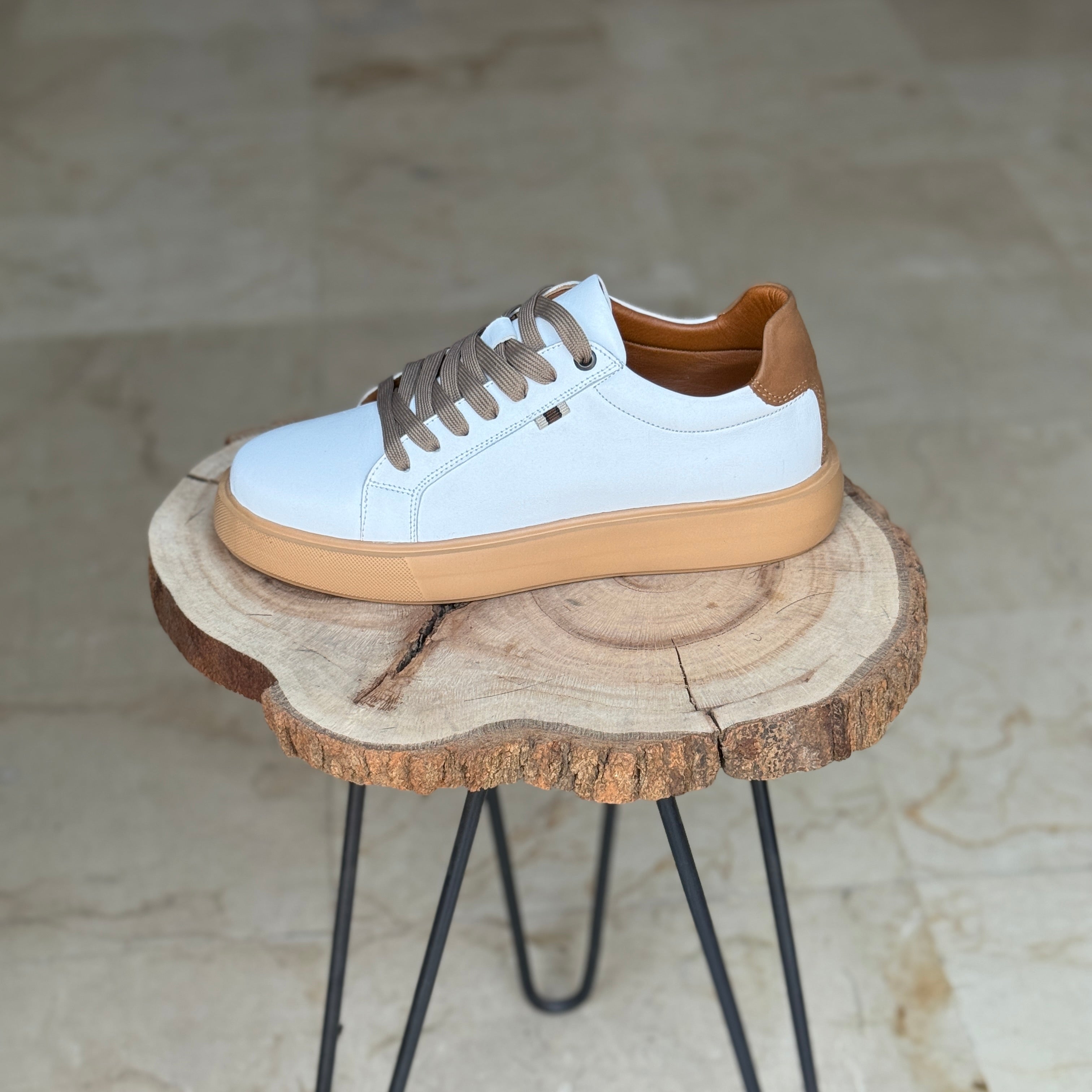 BASKET EN CUIR 528 BC&T