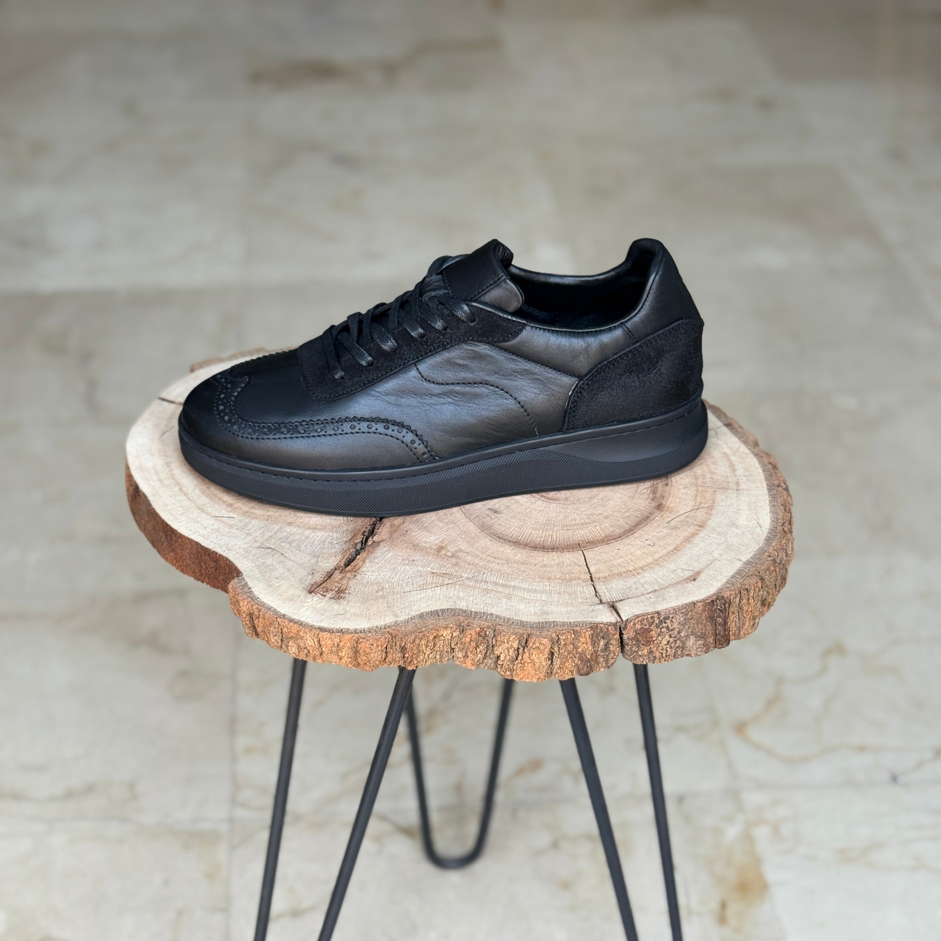 BASKET EN CUIR 884 NOIR