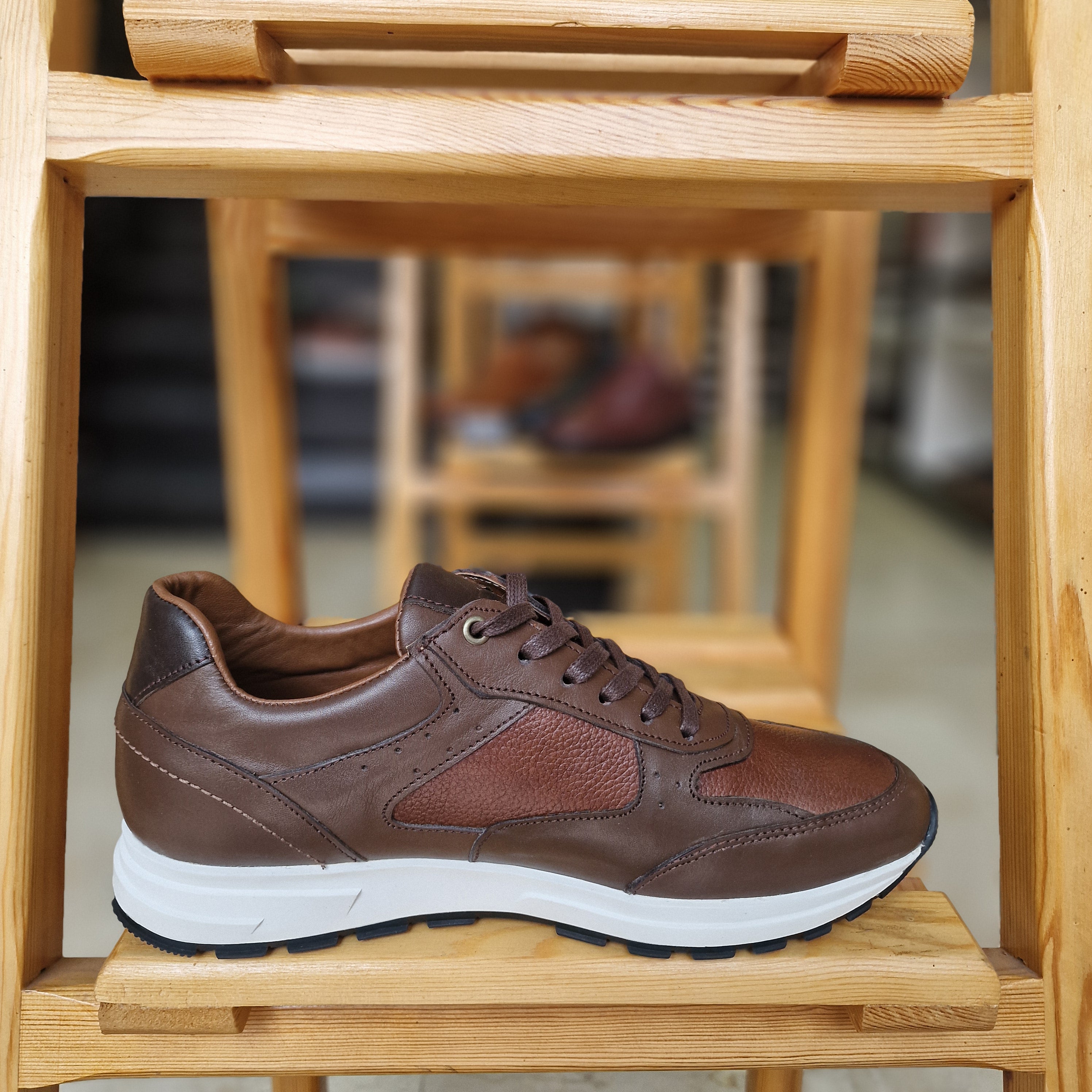 Basket En Cuir Ref Taba : Eva 874