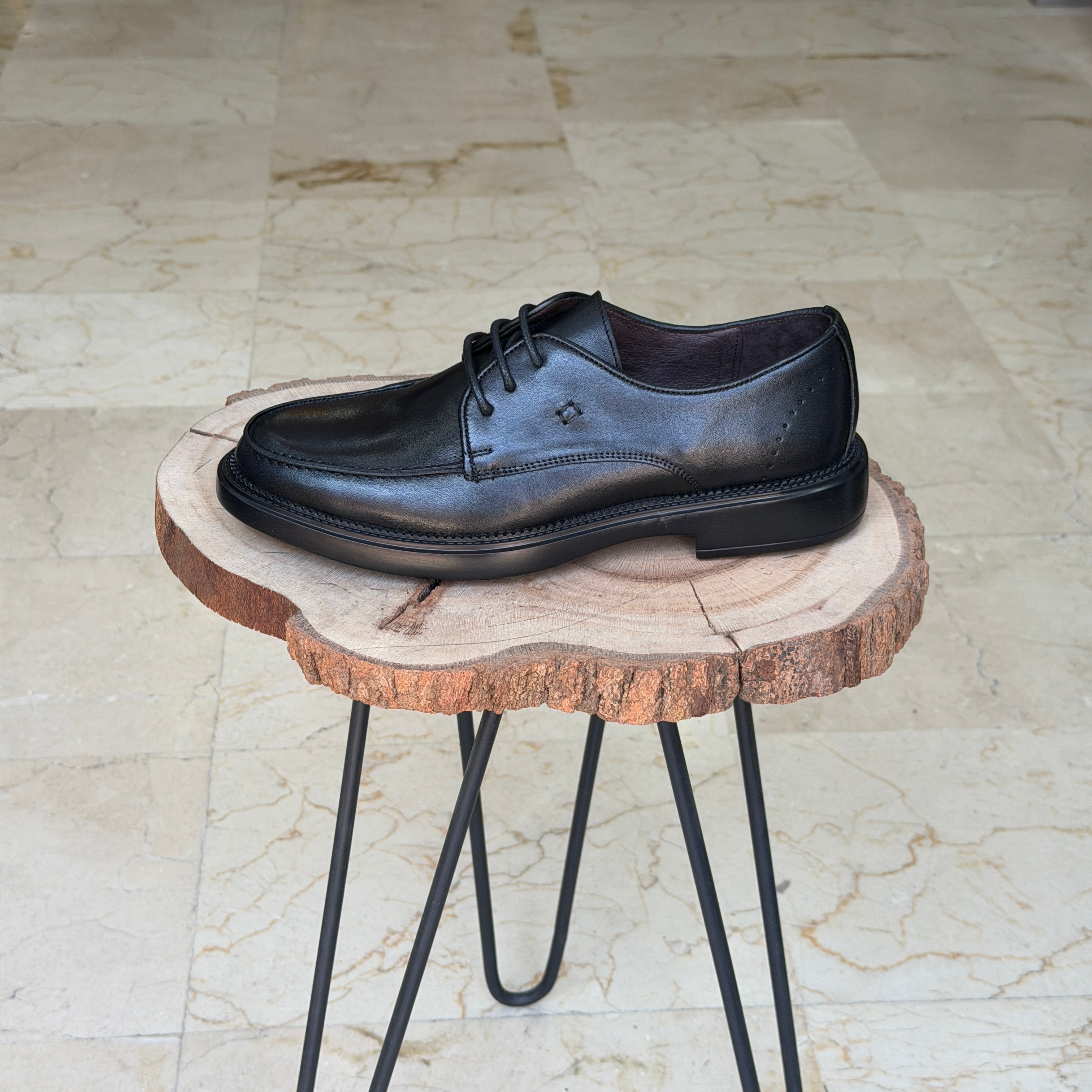 CHAUSSURES EN CUIR VÈRITABLES 060 noir