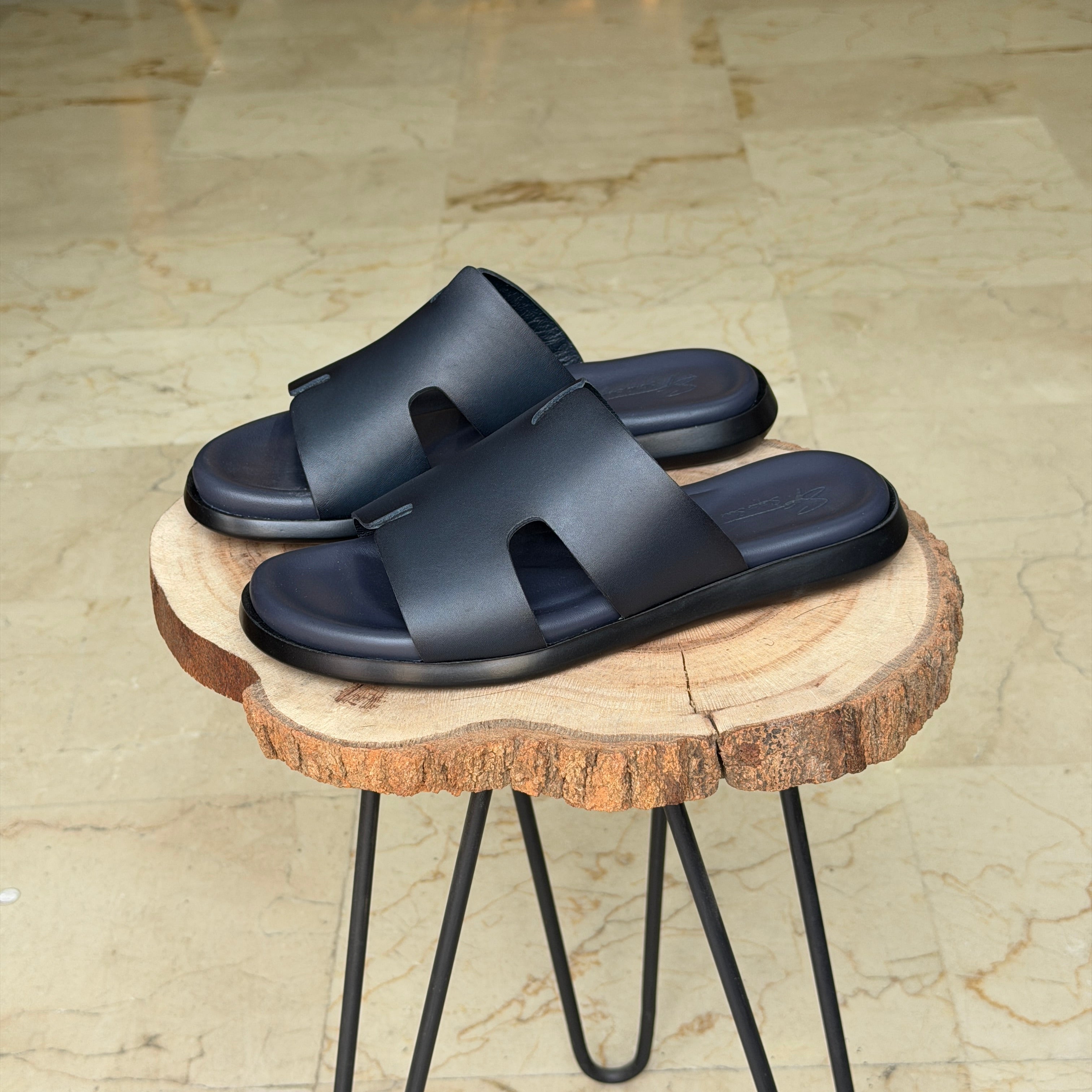 Sendale En Cuir Signateur 01  BLEU 1012