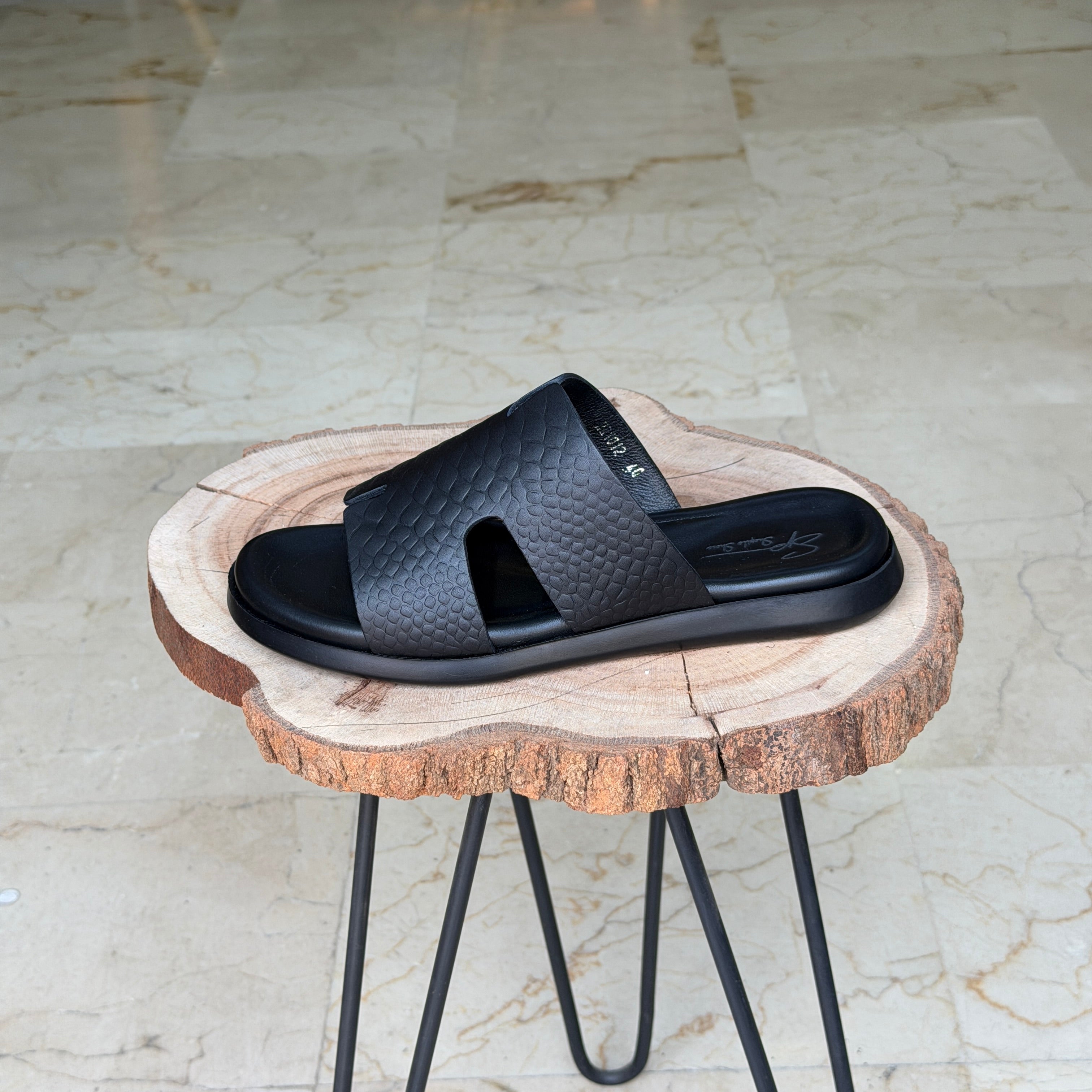 Sendale En Cuir Signateur 01  NOIR 1012 CROCO - Shopilo Shoes