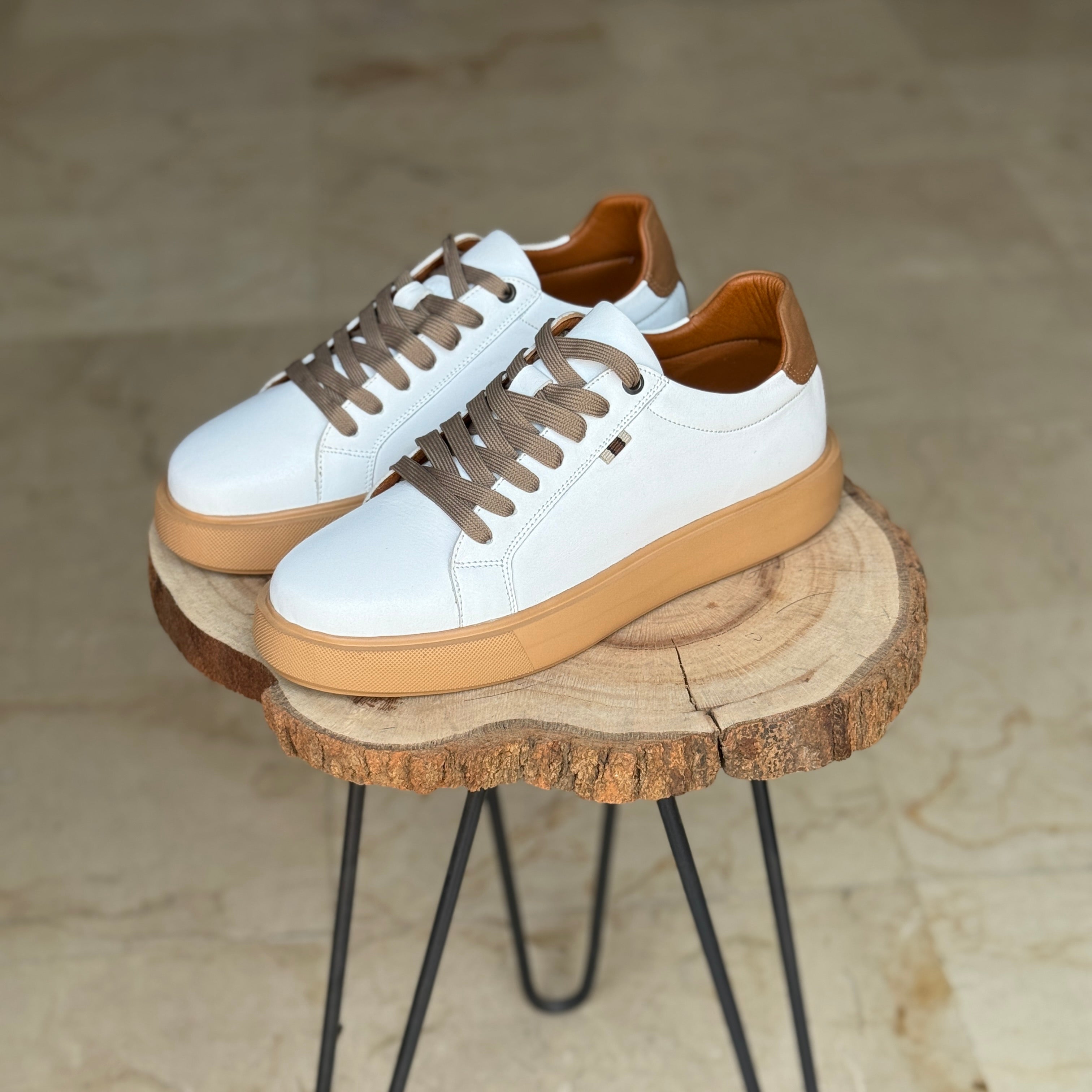 BASKET EN CUIR 528 BC&T