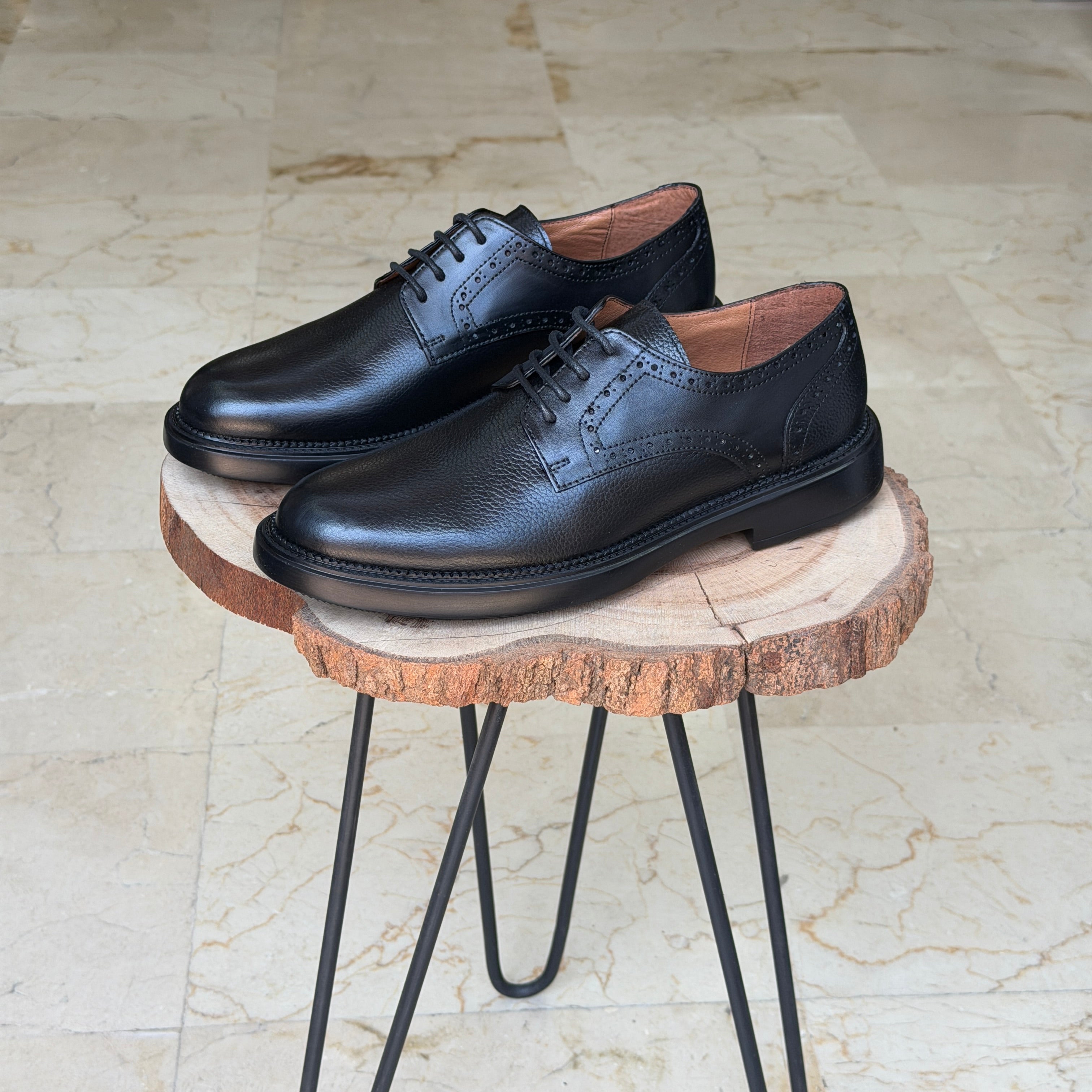 CHAUSSURES EN CUIR VÈRITABLES 467 NOIR