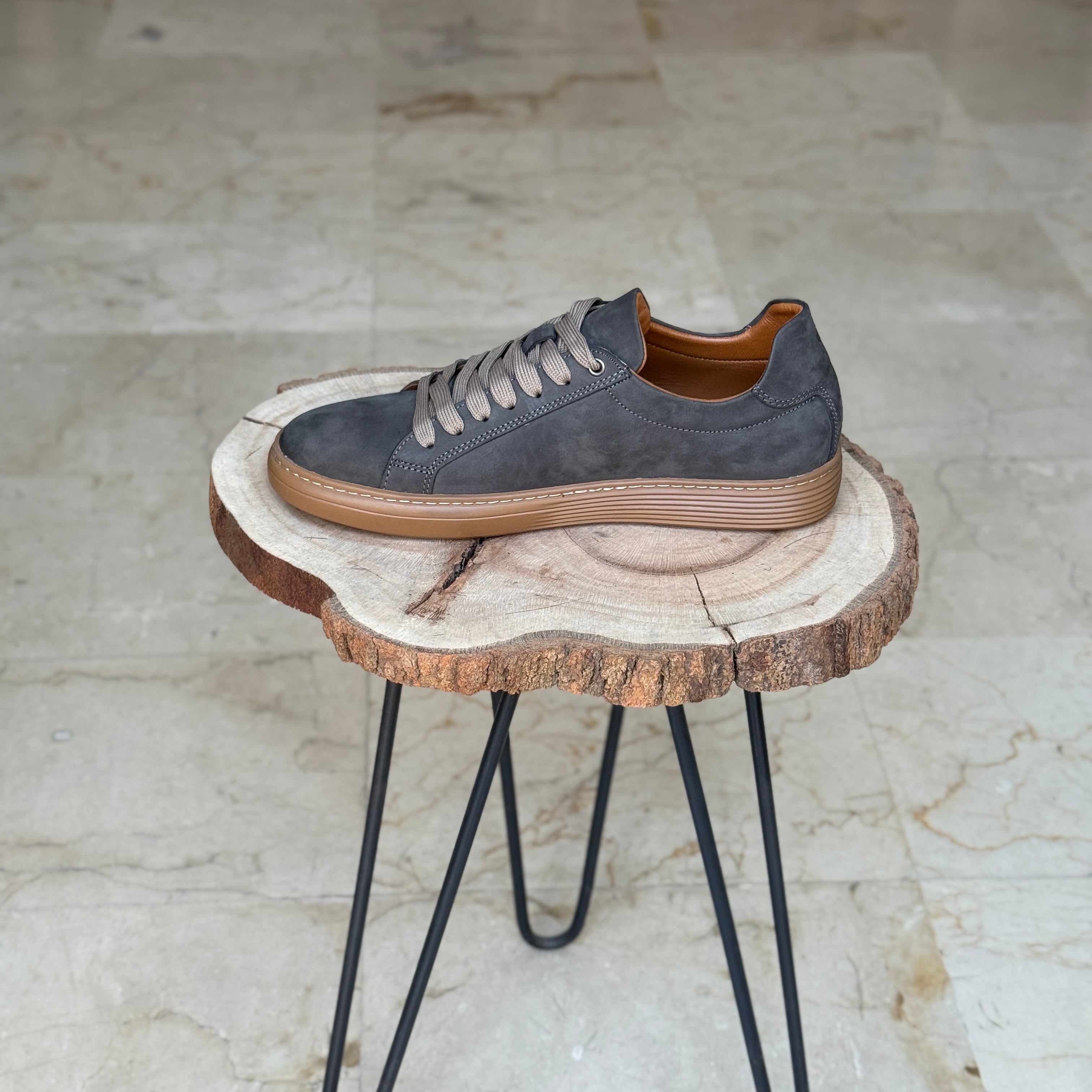 BASKET EN CUIR WILLSON 528 GRIS NUBUCK