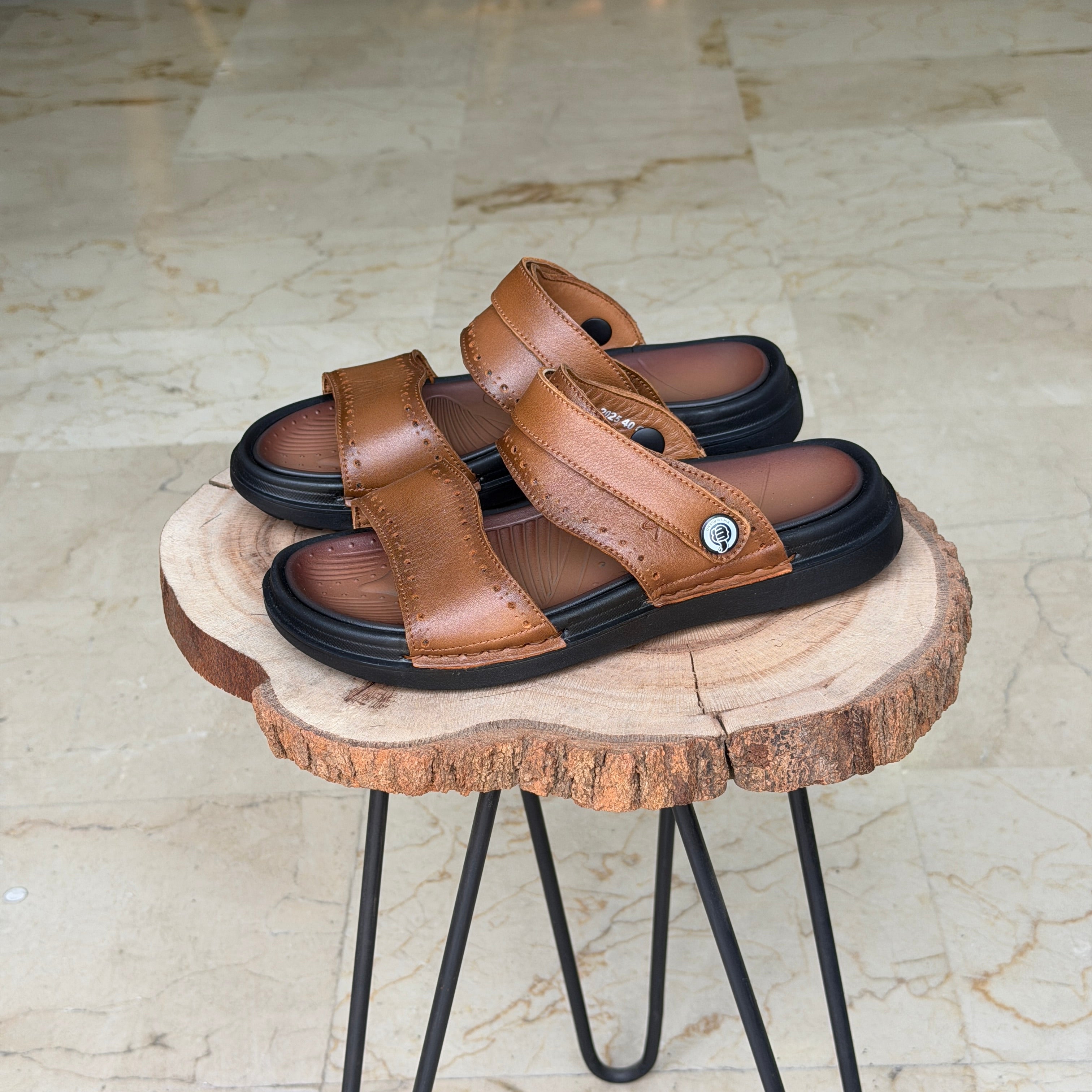 SANDALE EN CUIR Ergonomic Arch S44 TABA