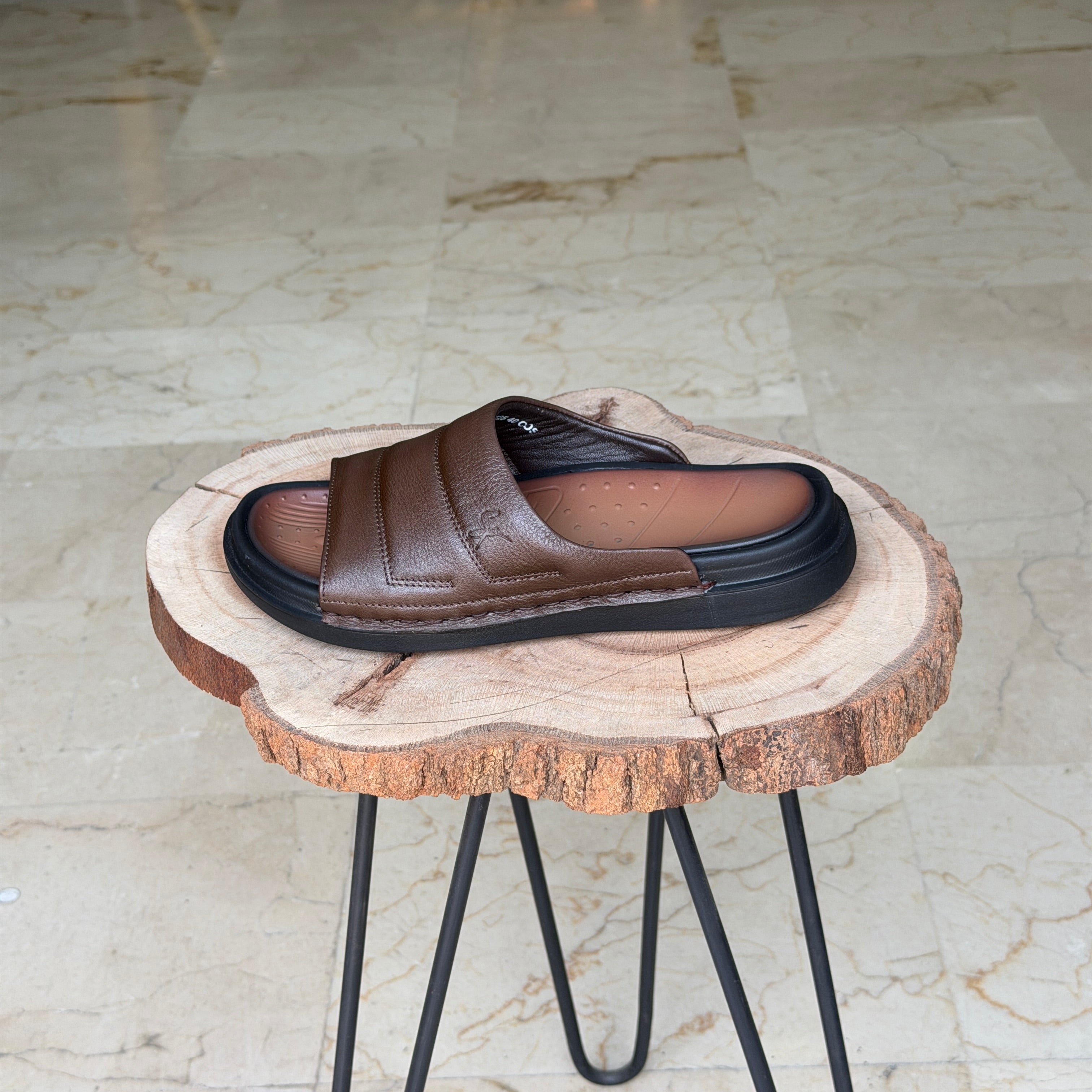 SANDALE EN CUIR Ergonomic Arch S40 MARRON - Shopilo Shoes