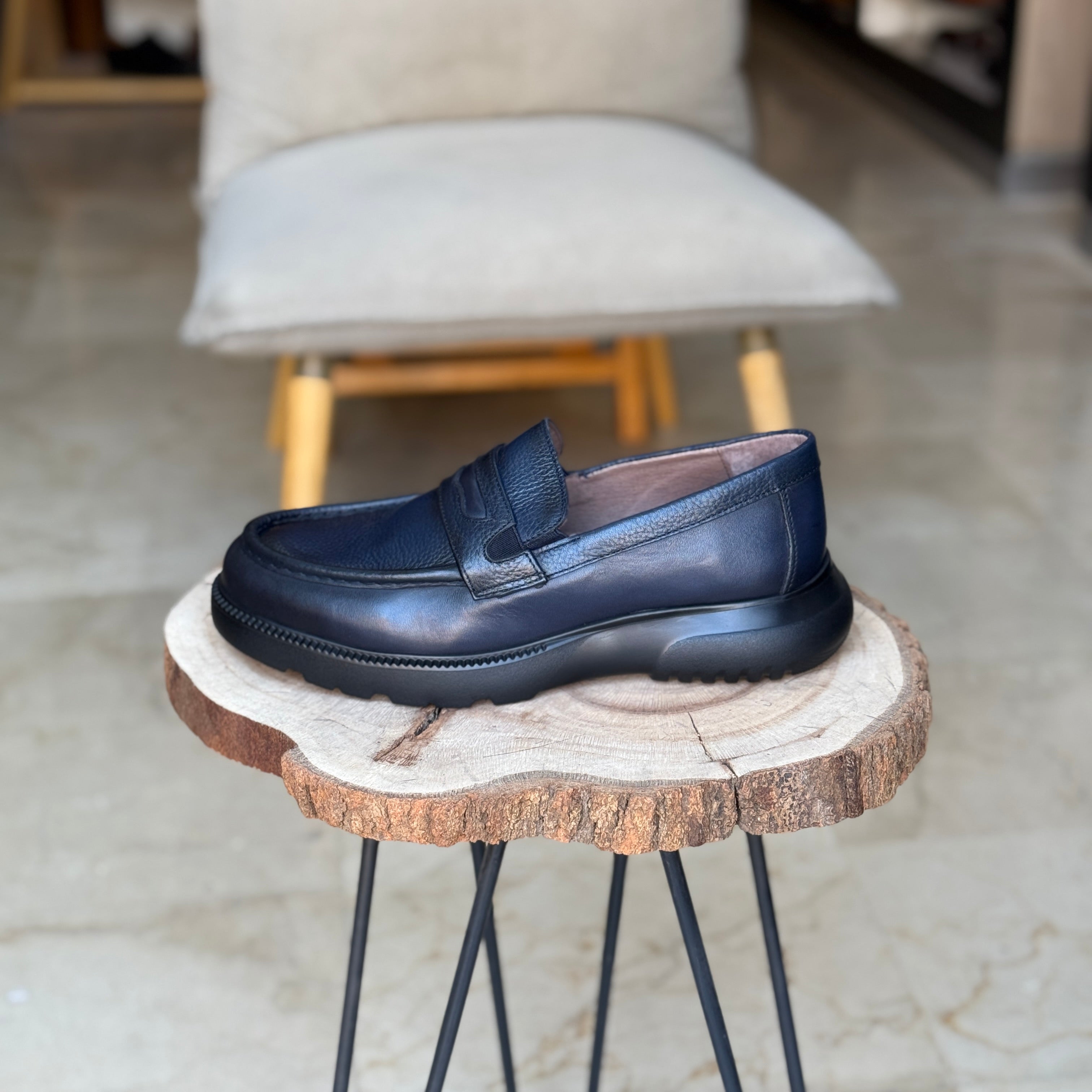 CHAUSSURES EN CUIR VÈRITABLES 437 BLEU