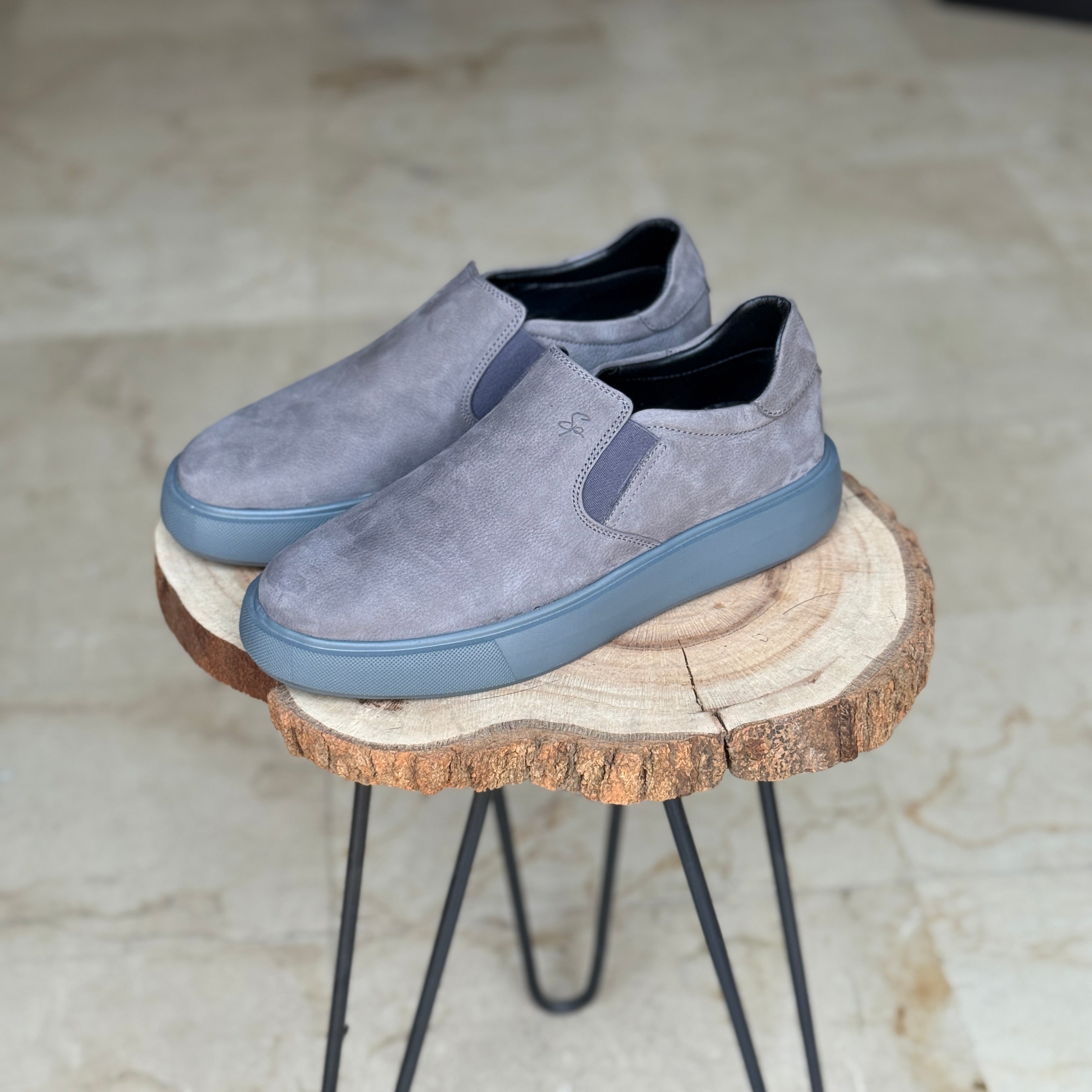 BASKET EN CUIR 816 GRIS NUBUCK