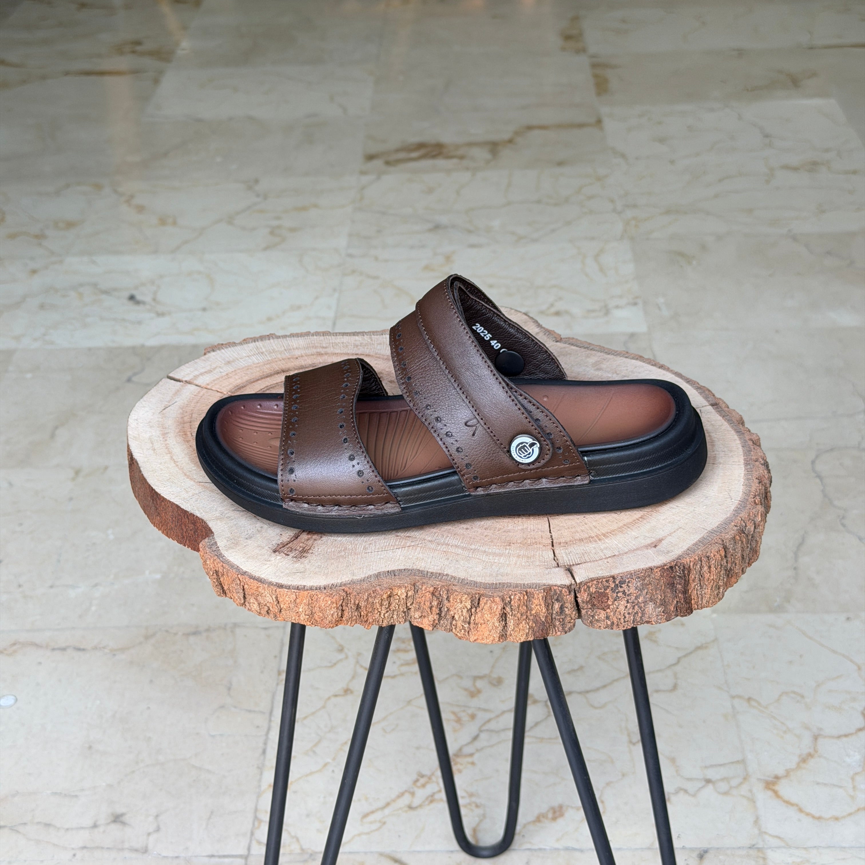 SANDALE EN CUIR Ergonomic Arch S44 MARRON