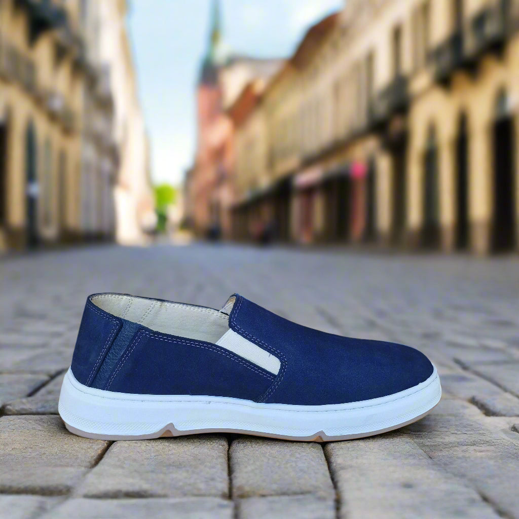Balghin En Cuir Bleu 1010