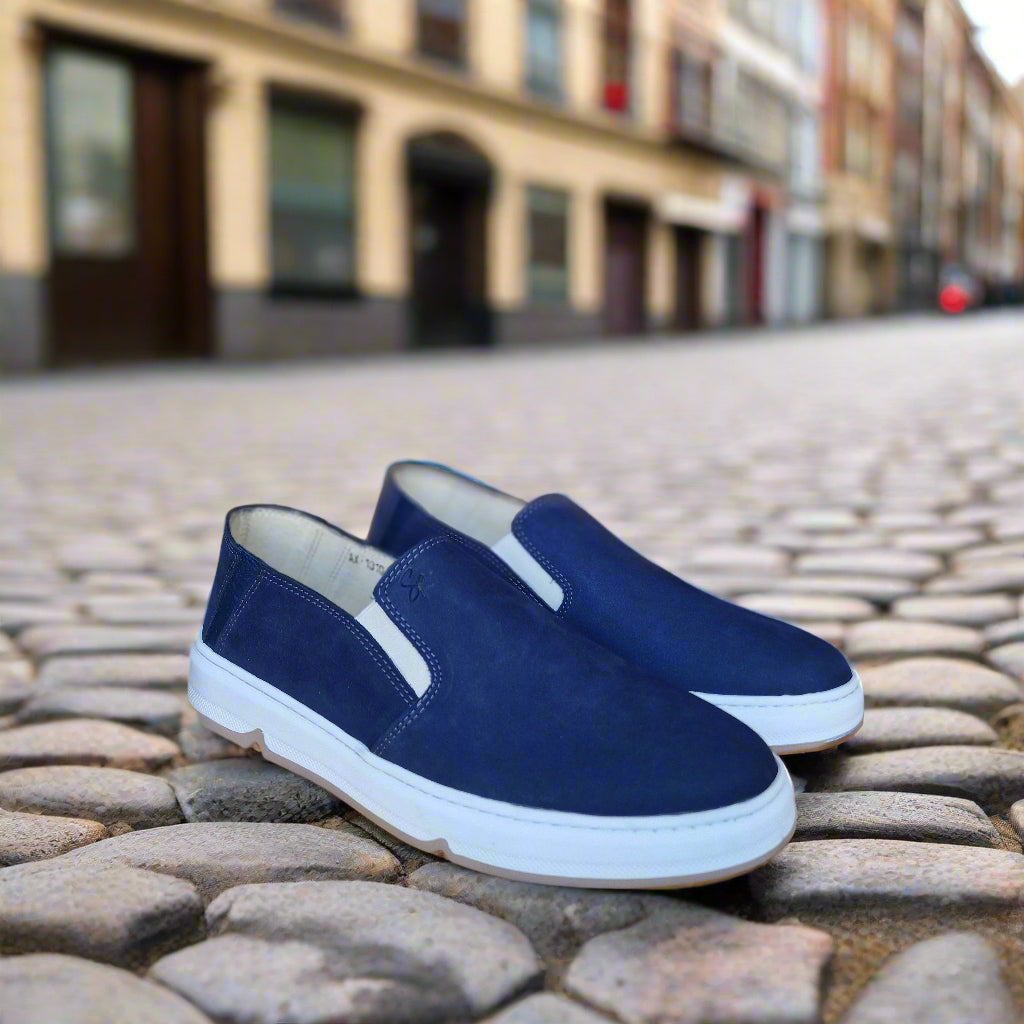 Balghin En Cuir Bleu 1010