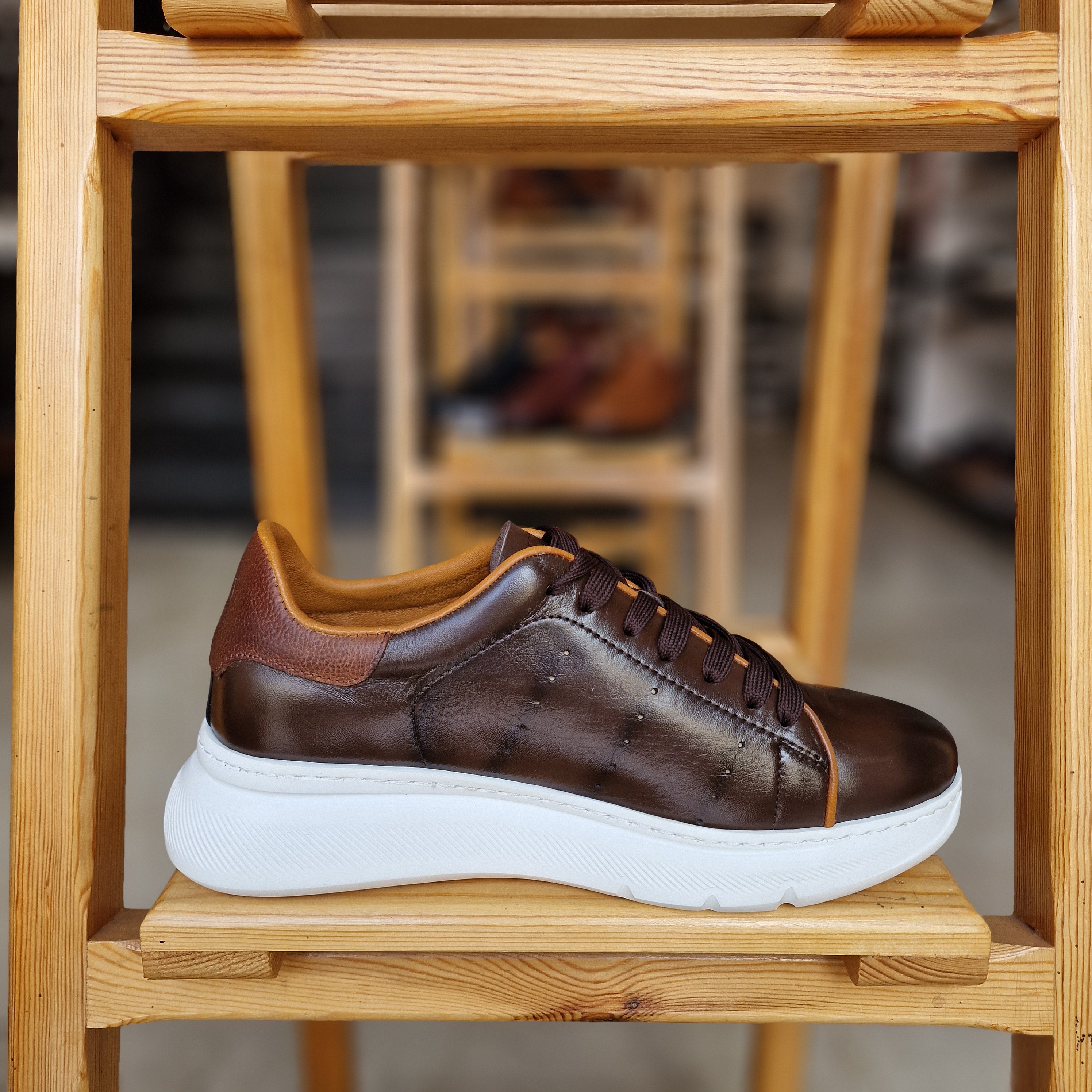 Basket En Cuir Xcellence Marron Fonce  1 -1007 Eva