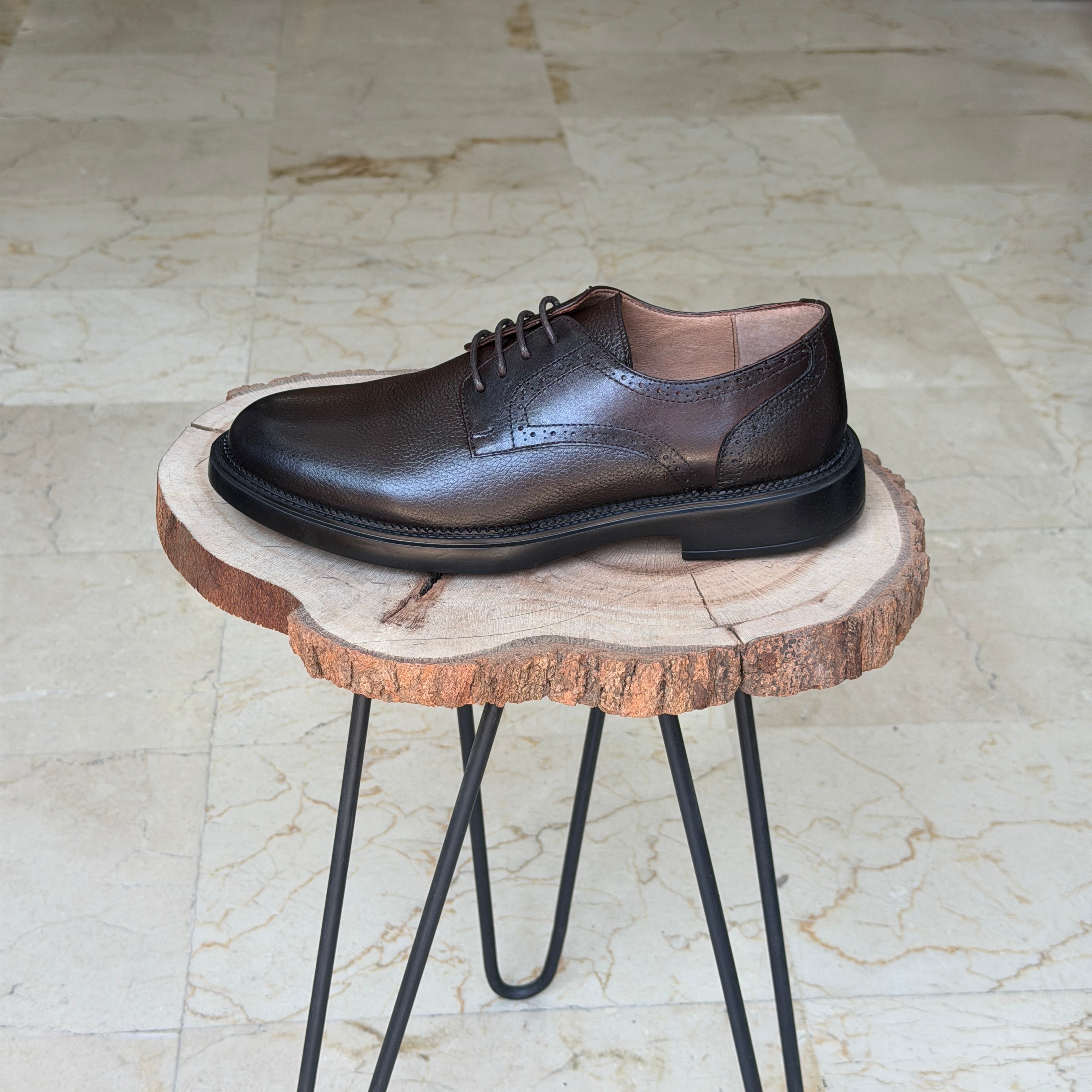 CHAUSSURES EN CUIR VÈRITABLES 467 MARRON
