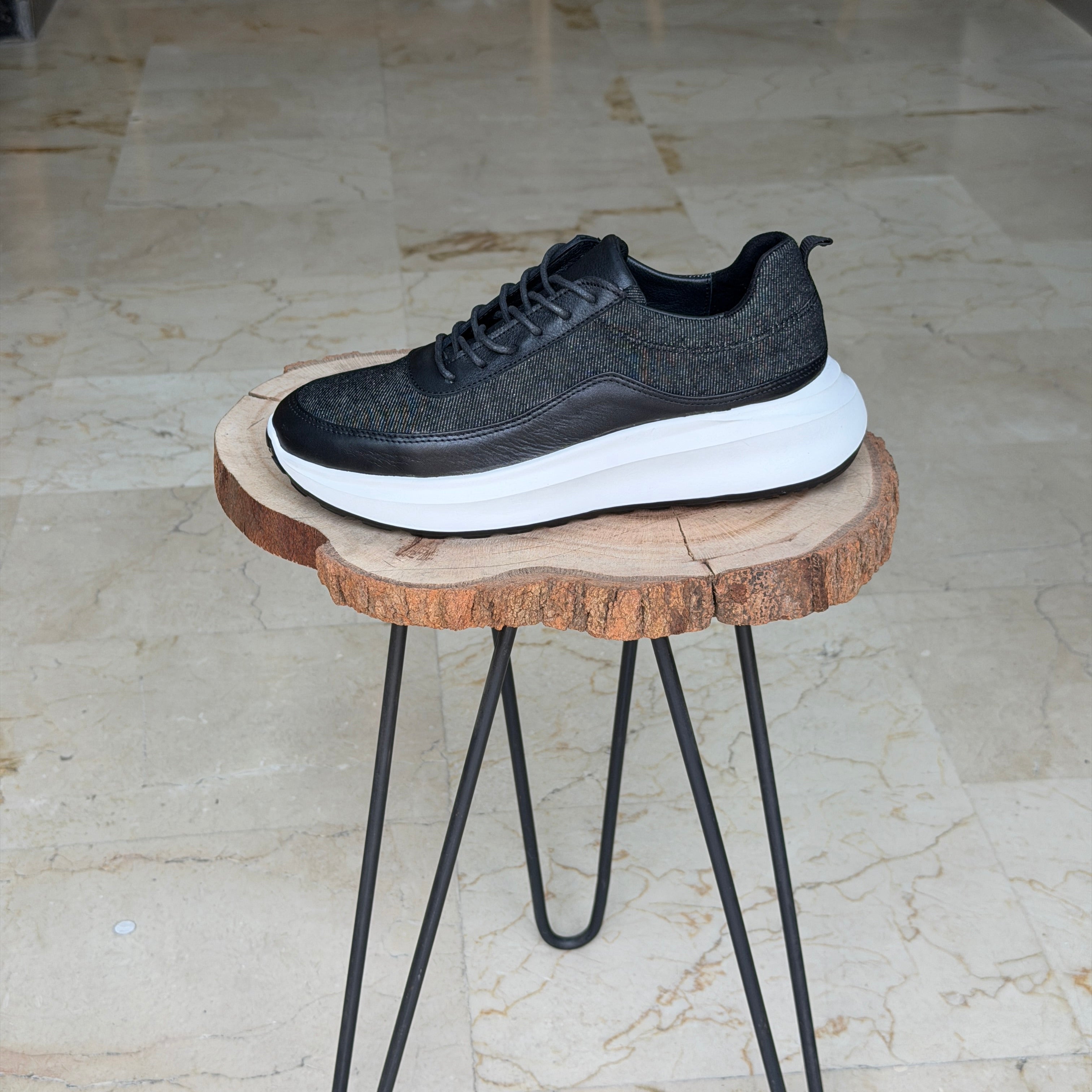 Basket en cuir ET jeans - 944 Noir