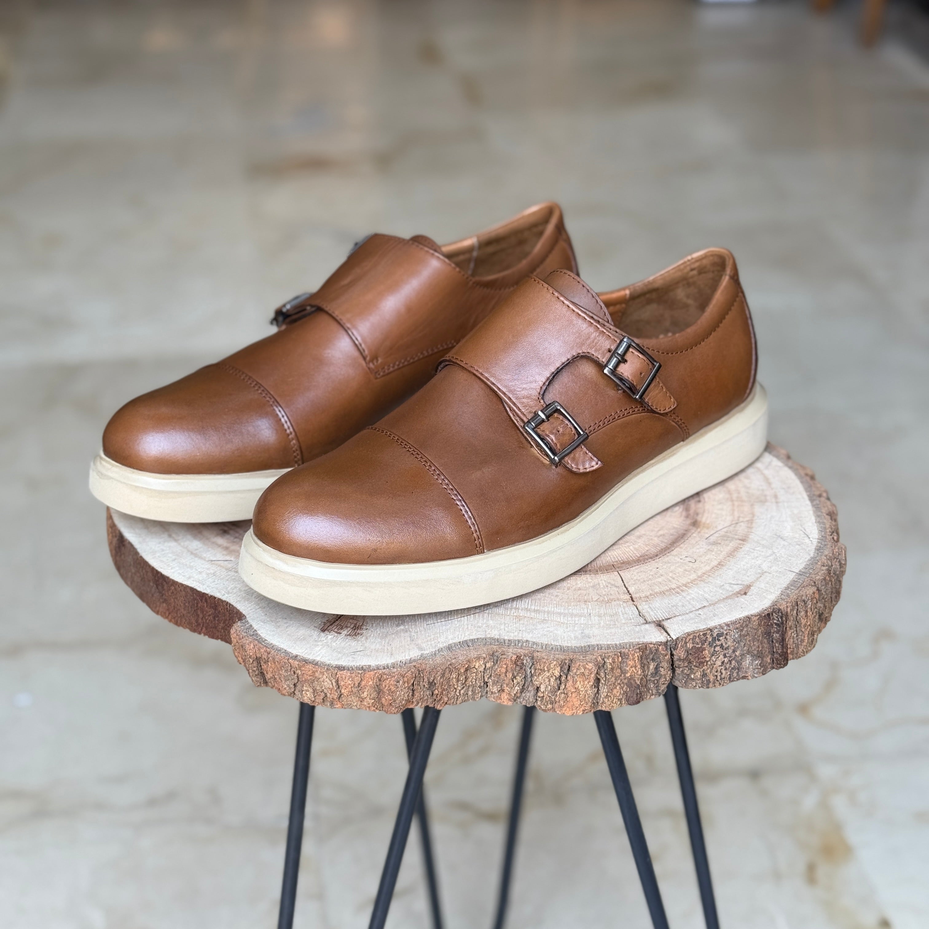 CHAUSSURES EN CUIR VÈRITABLES  DouxPas 0154 TABA