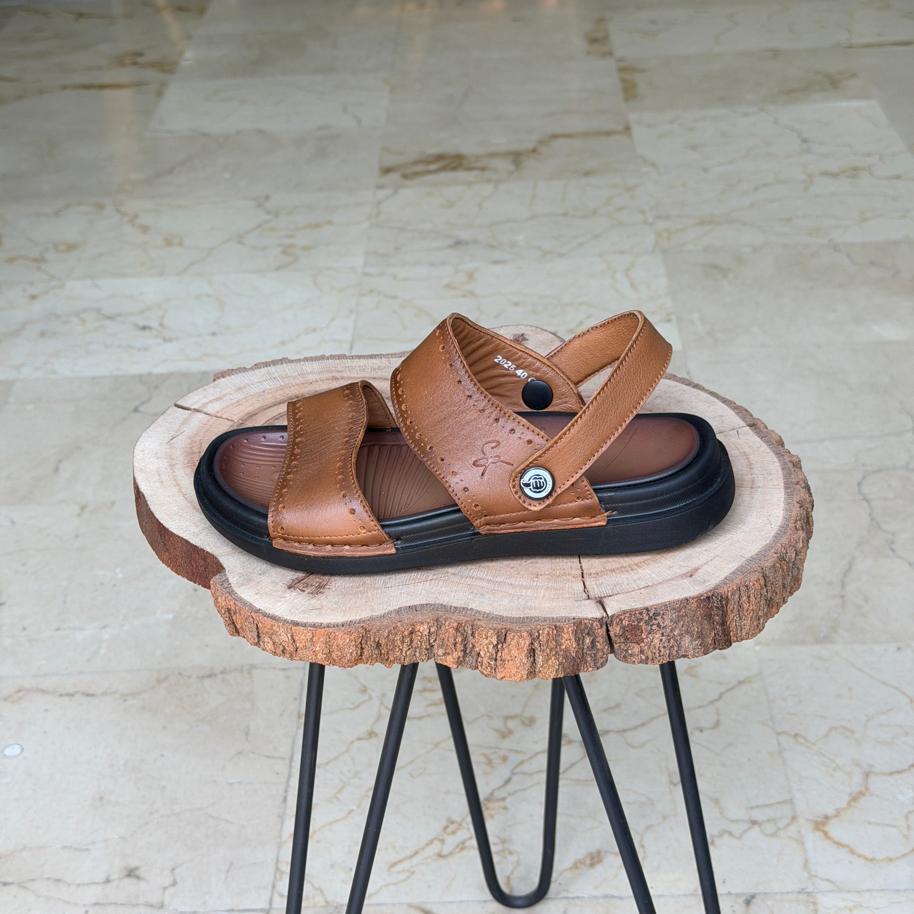 SANDALE EN CUIR Ergonomic Arch S44 TABA