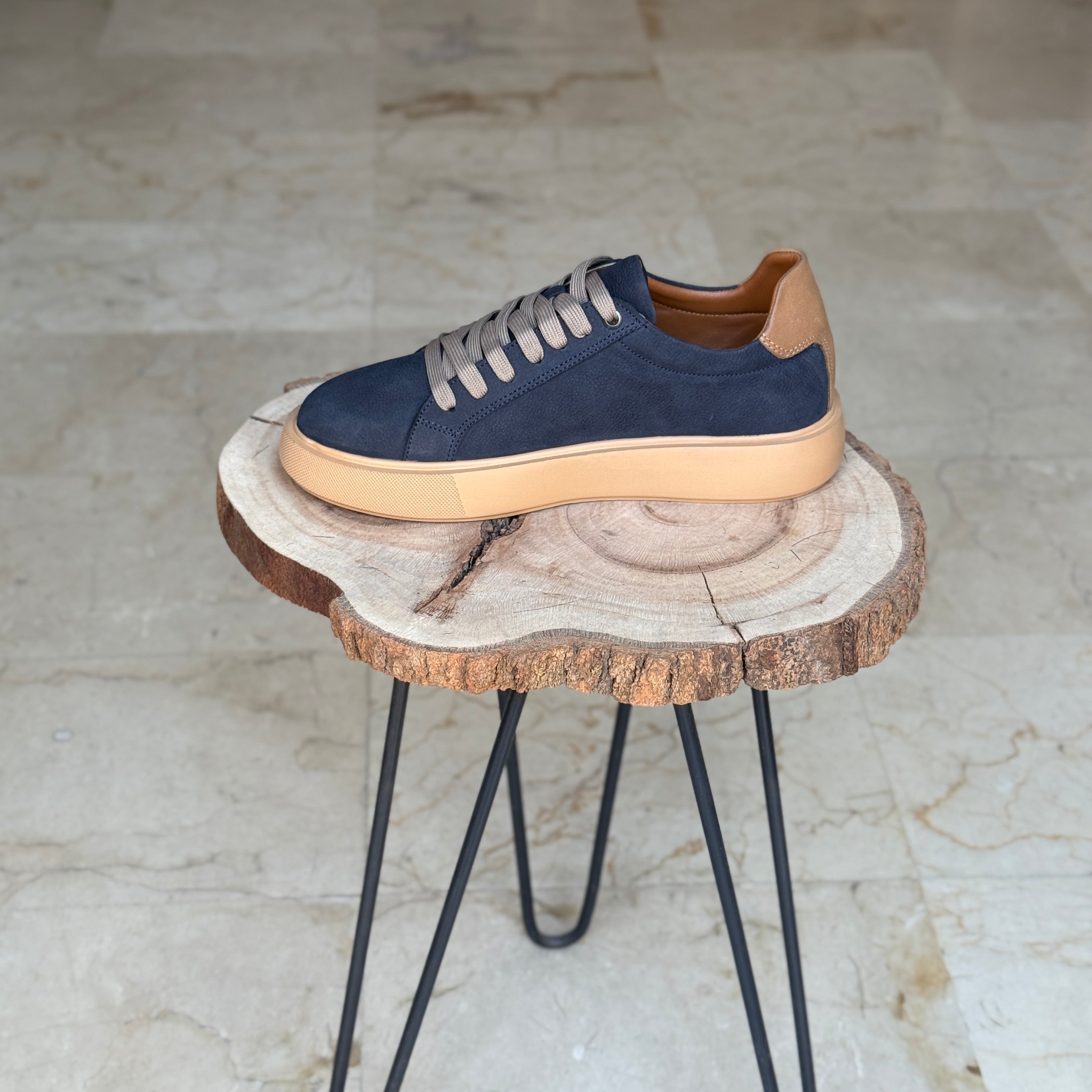 BASKET EN CUIR 528 BLEU NUBUCK