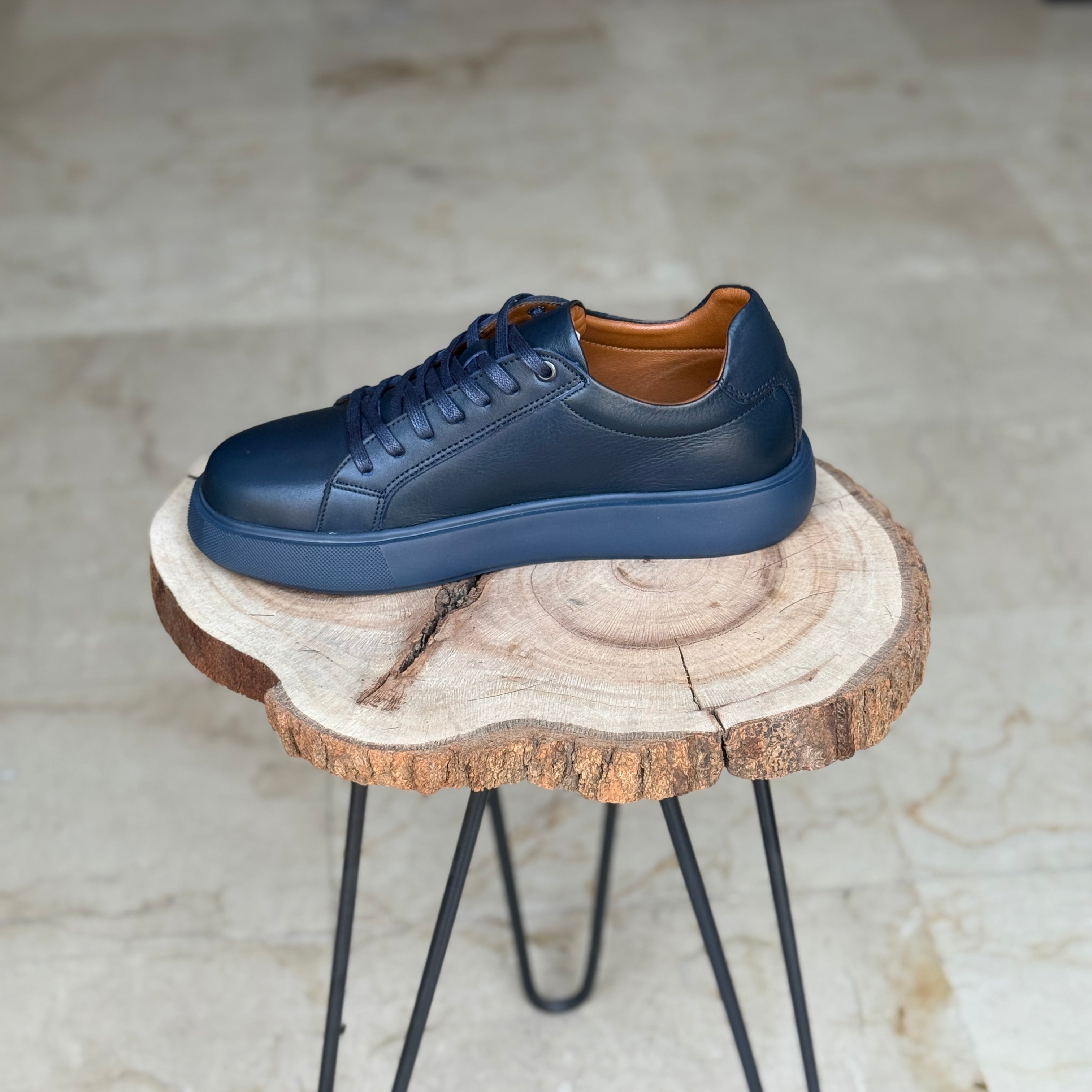 BASKET EN CUIR 528 BLEU