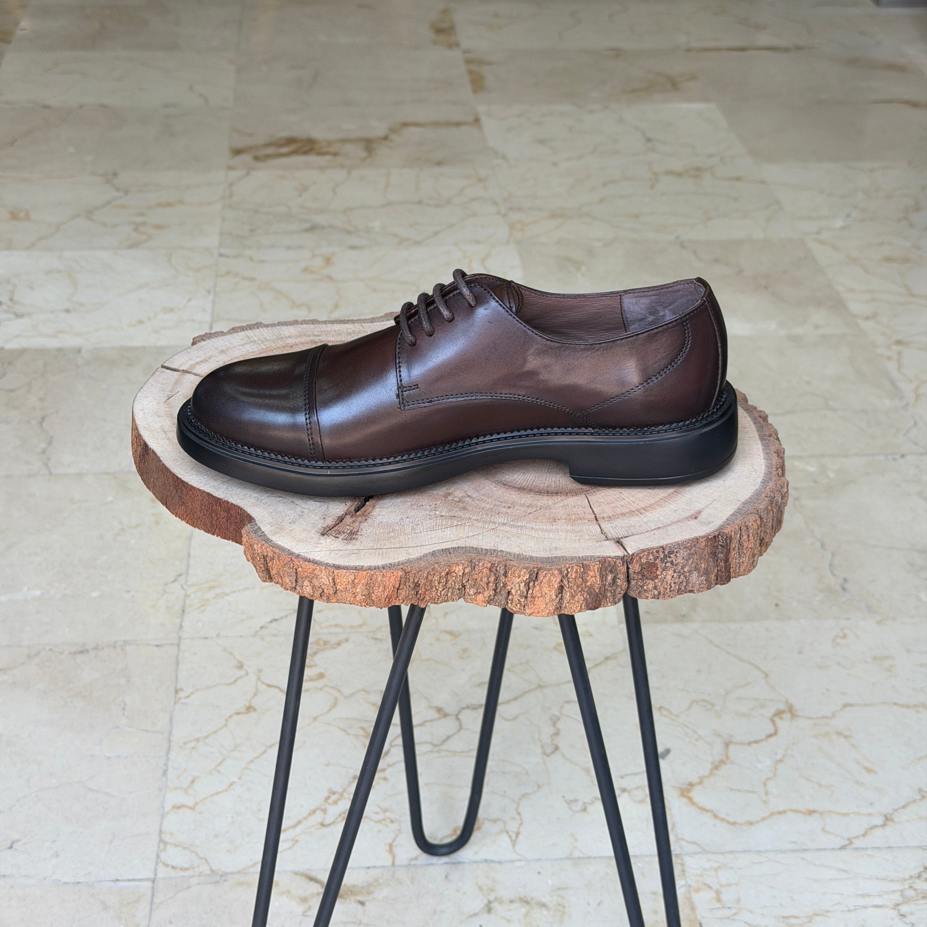 CHAUSSURES EN CUIR VÈRITABLES 041 marron