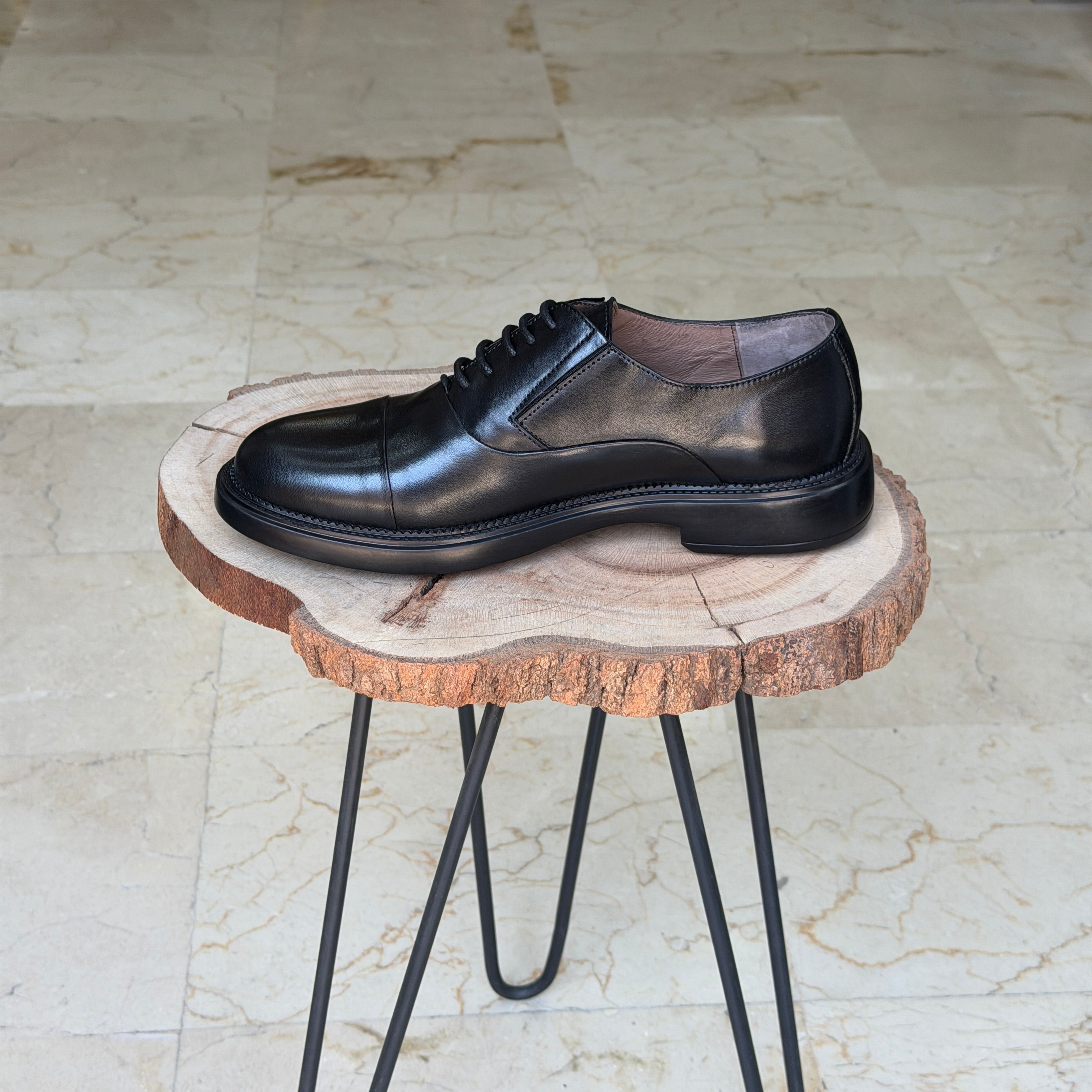 CHAUSSURES EN CUIR VÈRITABLES 028 noir