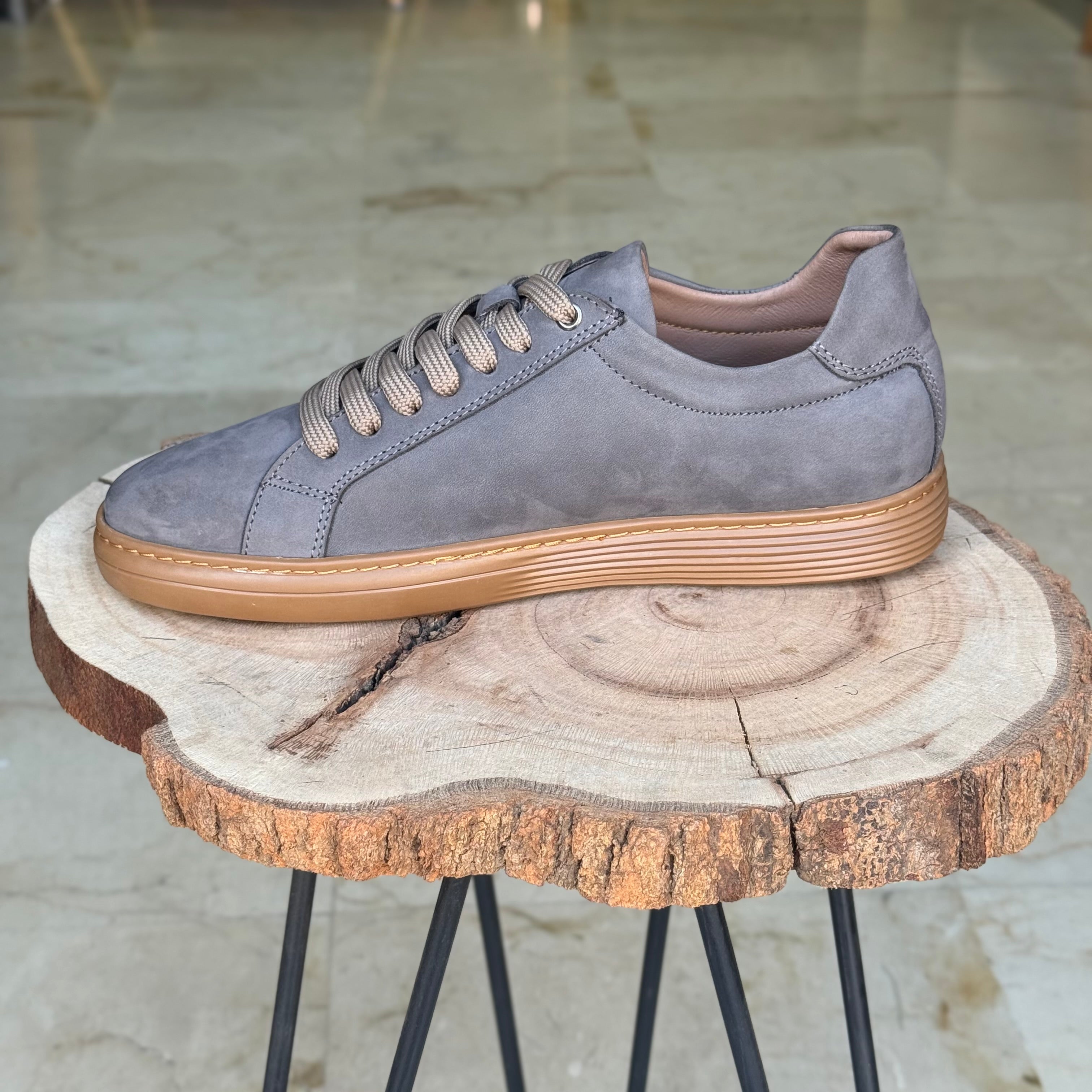 Basket en cuir willson 528 gris-c nubuck