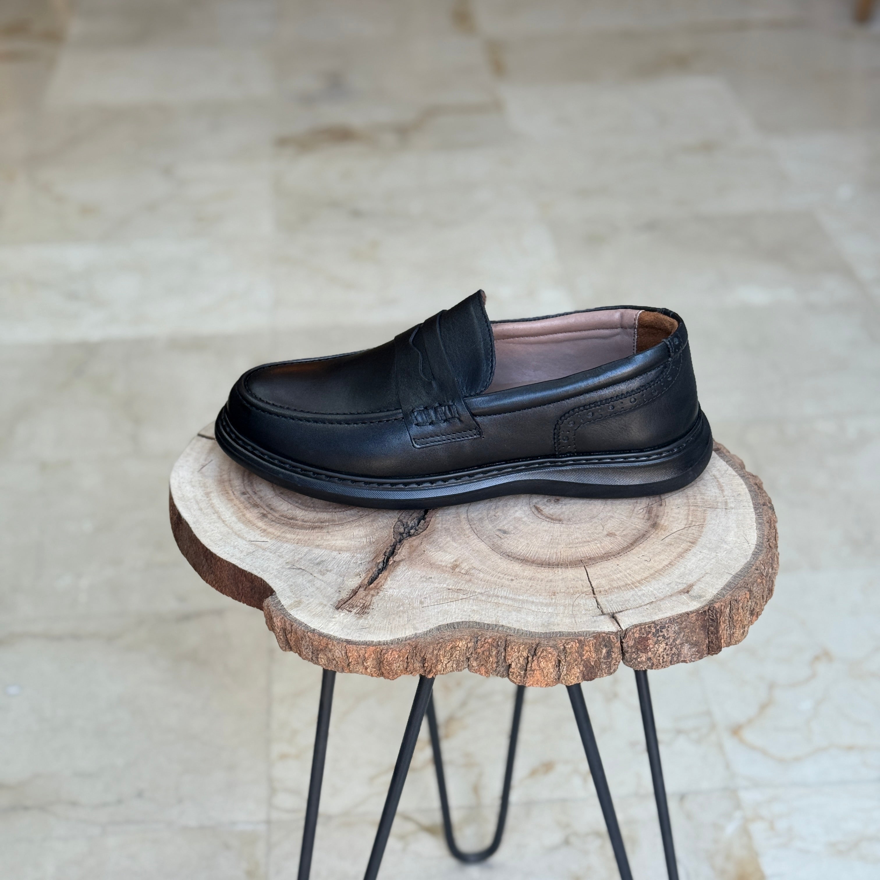 CHAUSSURE MEDICAL EN CUIR  126 NOIR