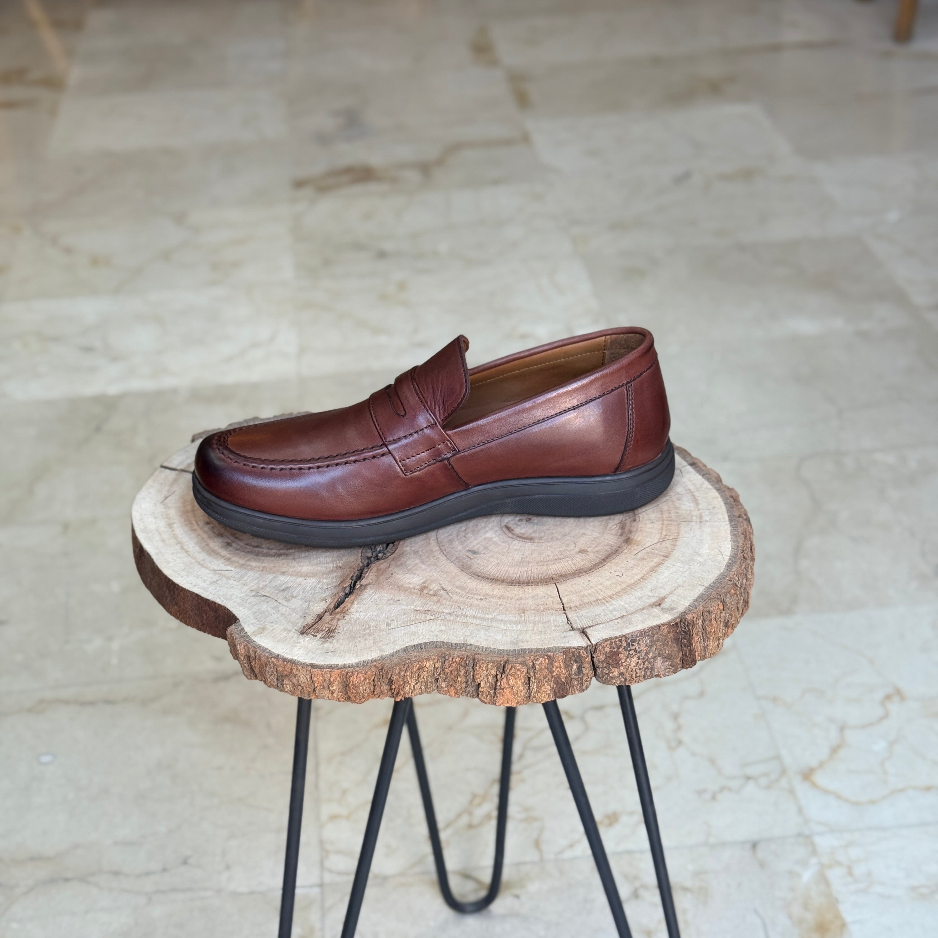 CHAUSSURE MEDICAL EN CUIR 09 MARRON