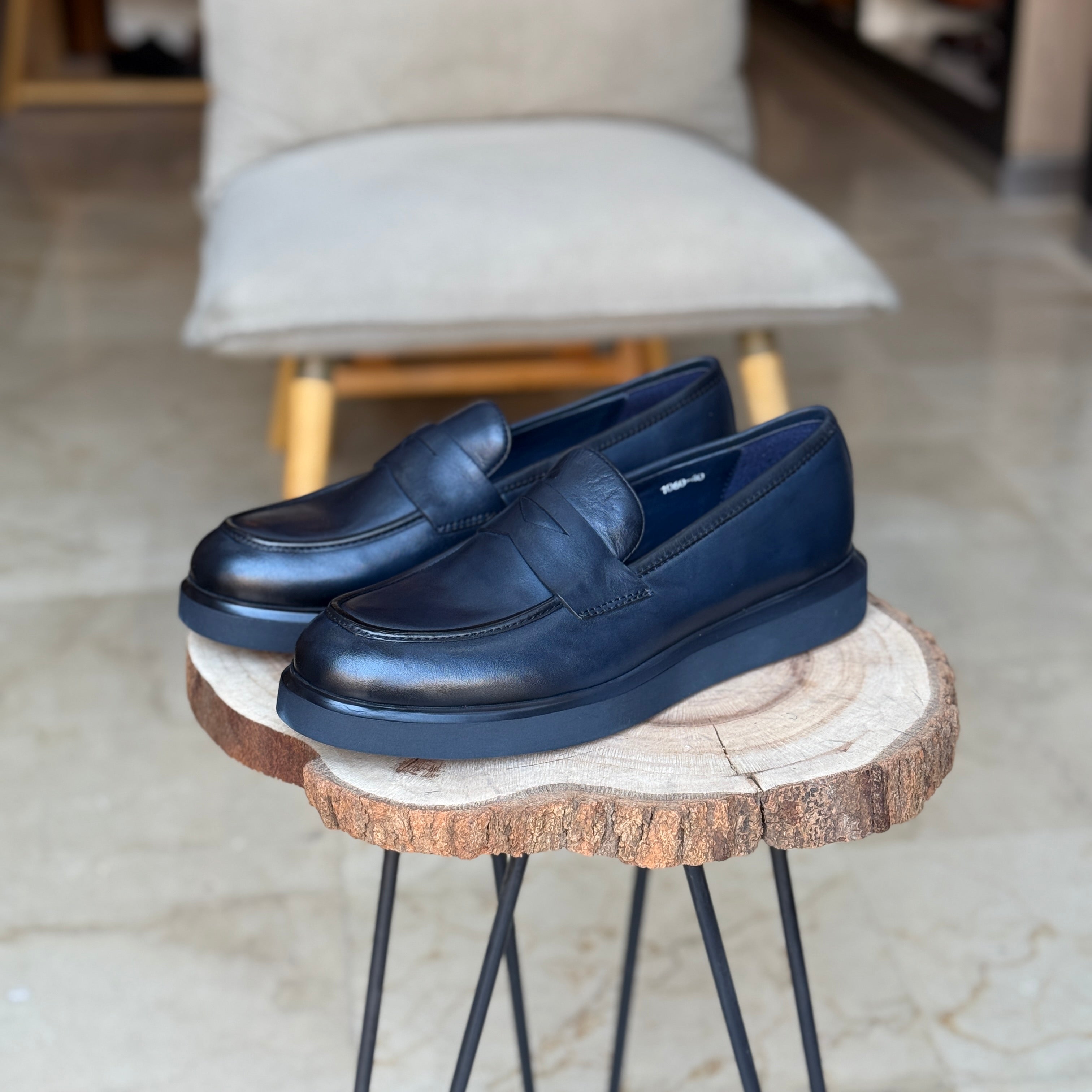 CHAUSSURES EN CUIR VÈRITABLES  DouxPas 1060 BLEU