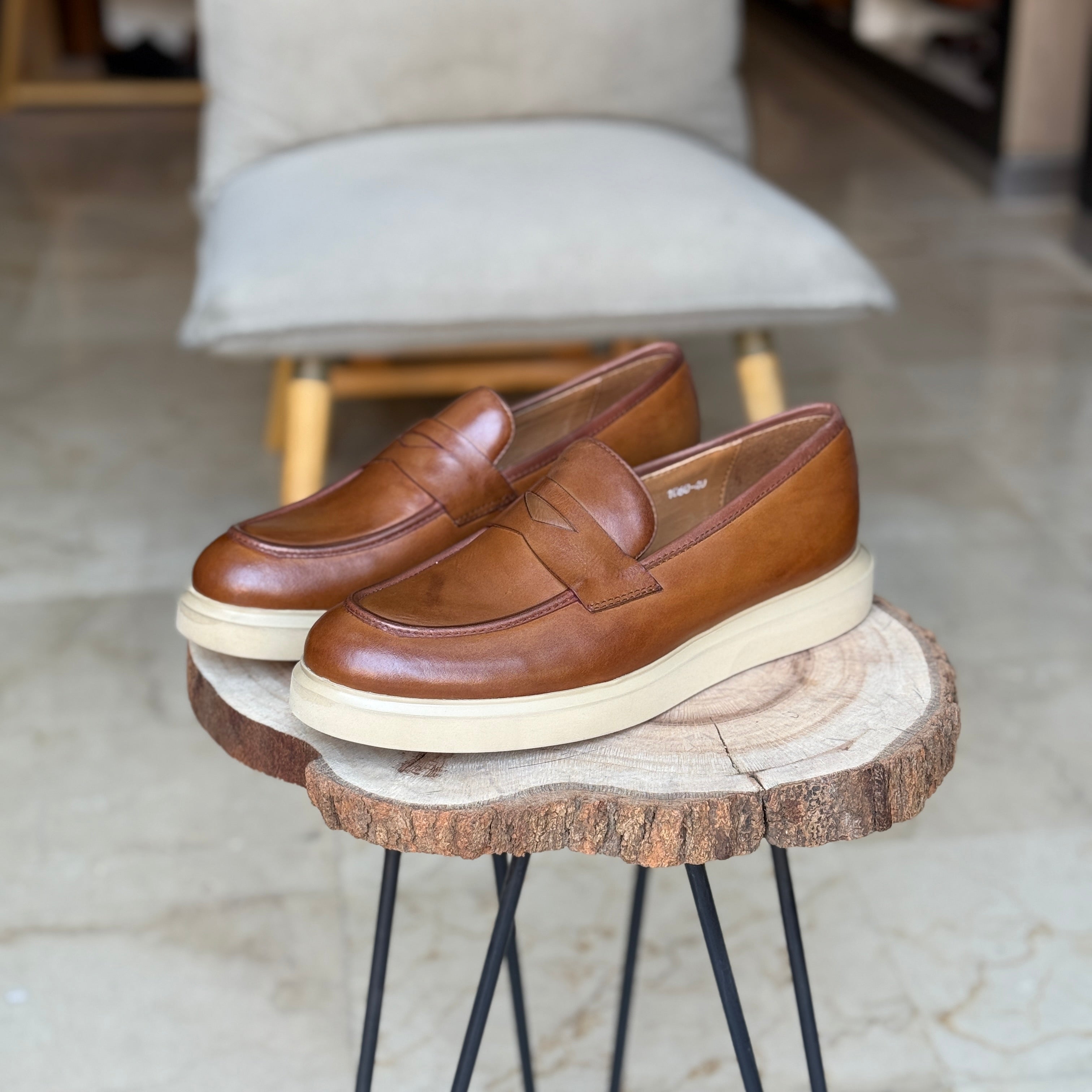 CHAUSSURES EN CUIR VÈRITABLES  DouxPas 1060 TABA