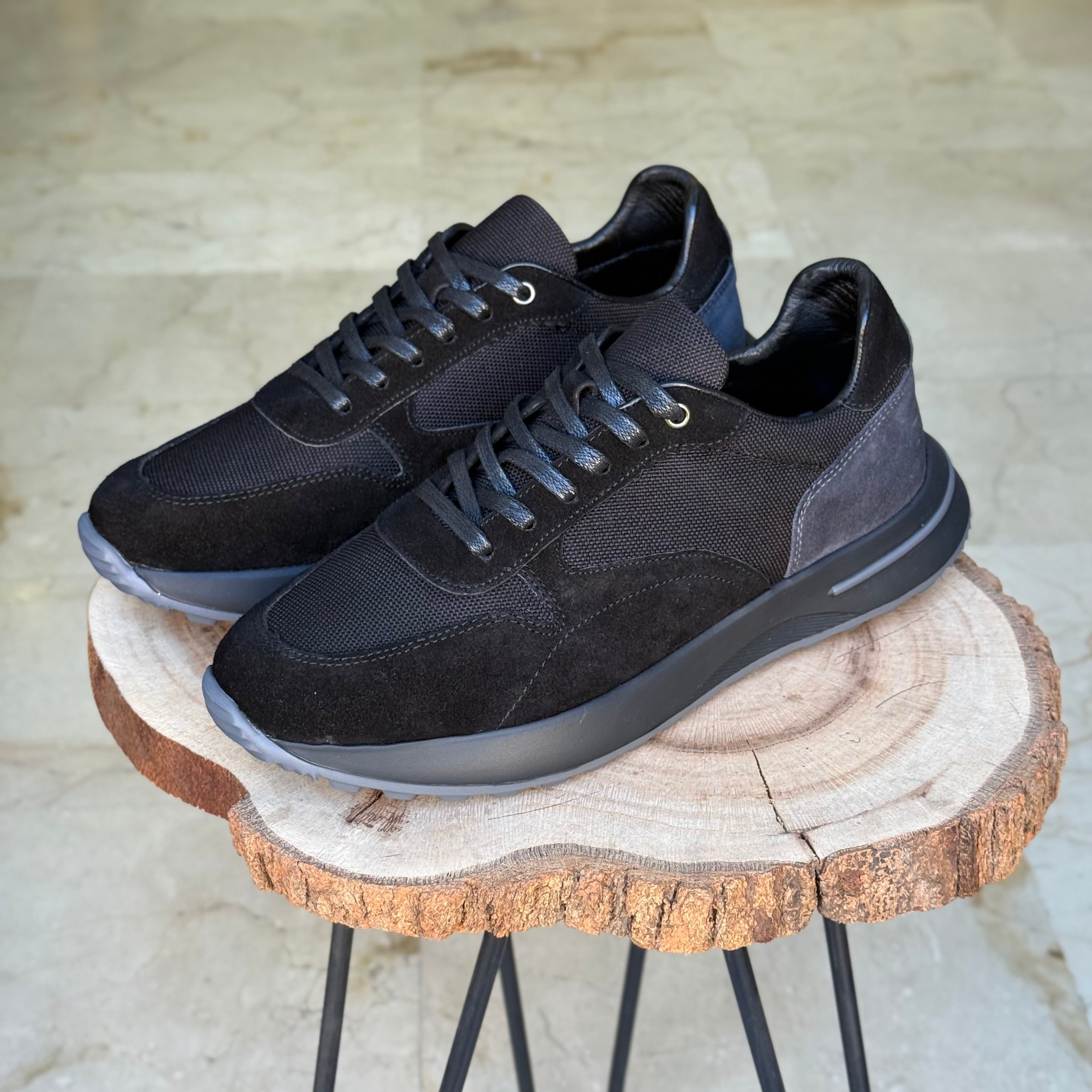 Basket en cuir - 915 noir / g