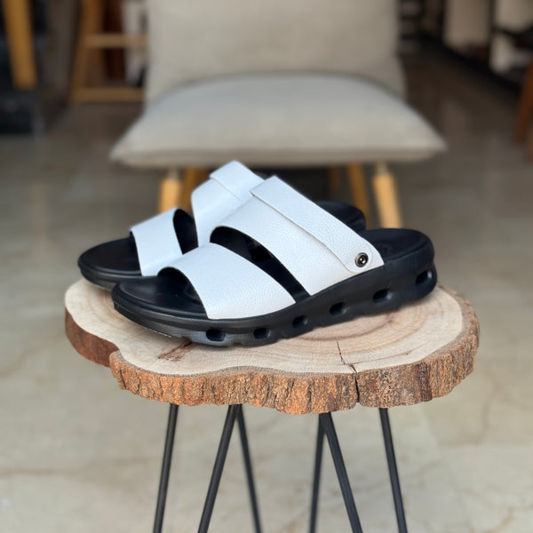 Sandales pour homme en cuir blanc avec boucle métallique élégante - Chaussures confortables été 2025