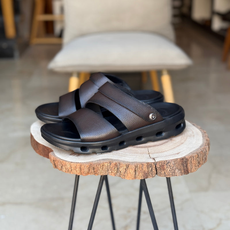  Sandales pour homme en cuir marron avec boucle métallique élégante - Chaussures confortables été 2025