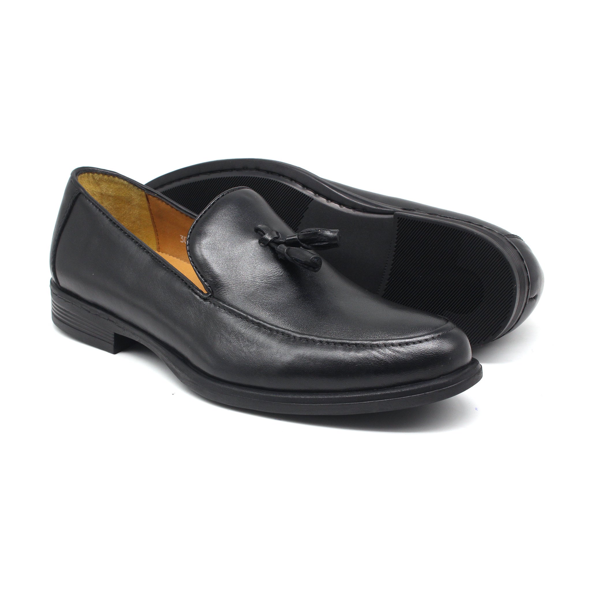 REF:  308 CHAUSSURE CLASS EN CUIR NOIR 2K23